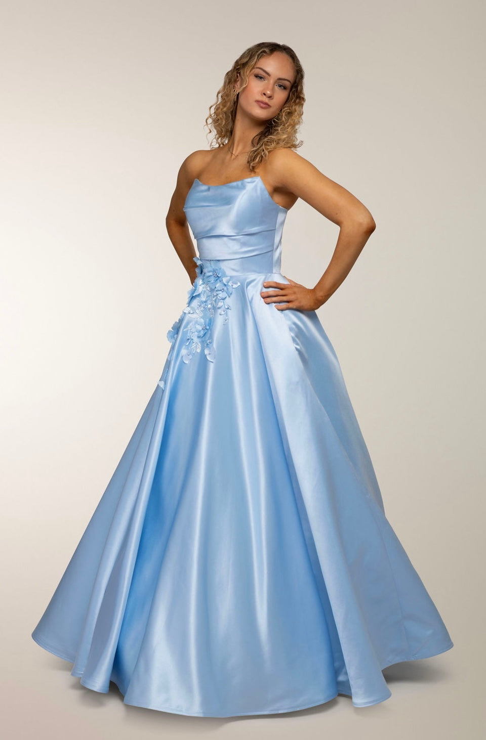 VANHOJENTANSSIMEKKO H4770P-SATIN SKYBLUE