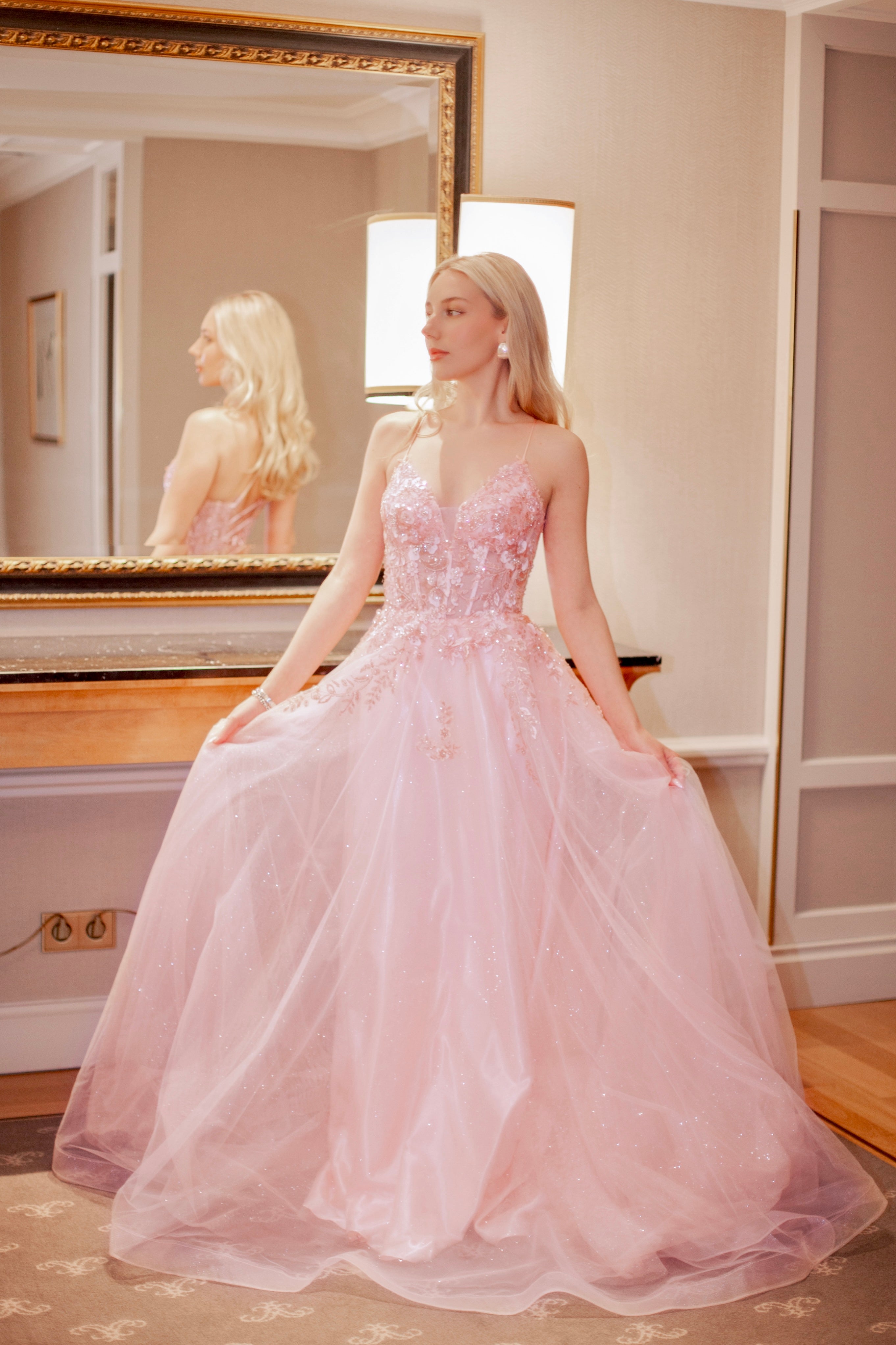 VANHOJENTANSSIMEKKO SOPHIA BLUSH