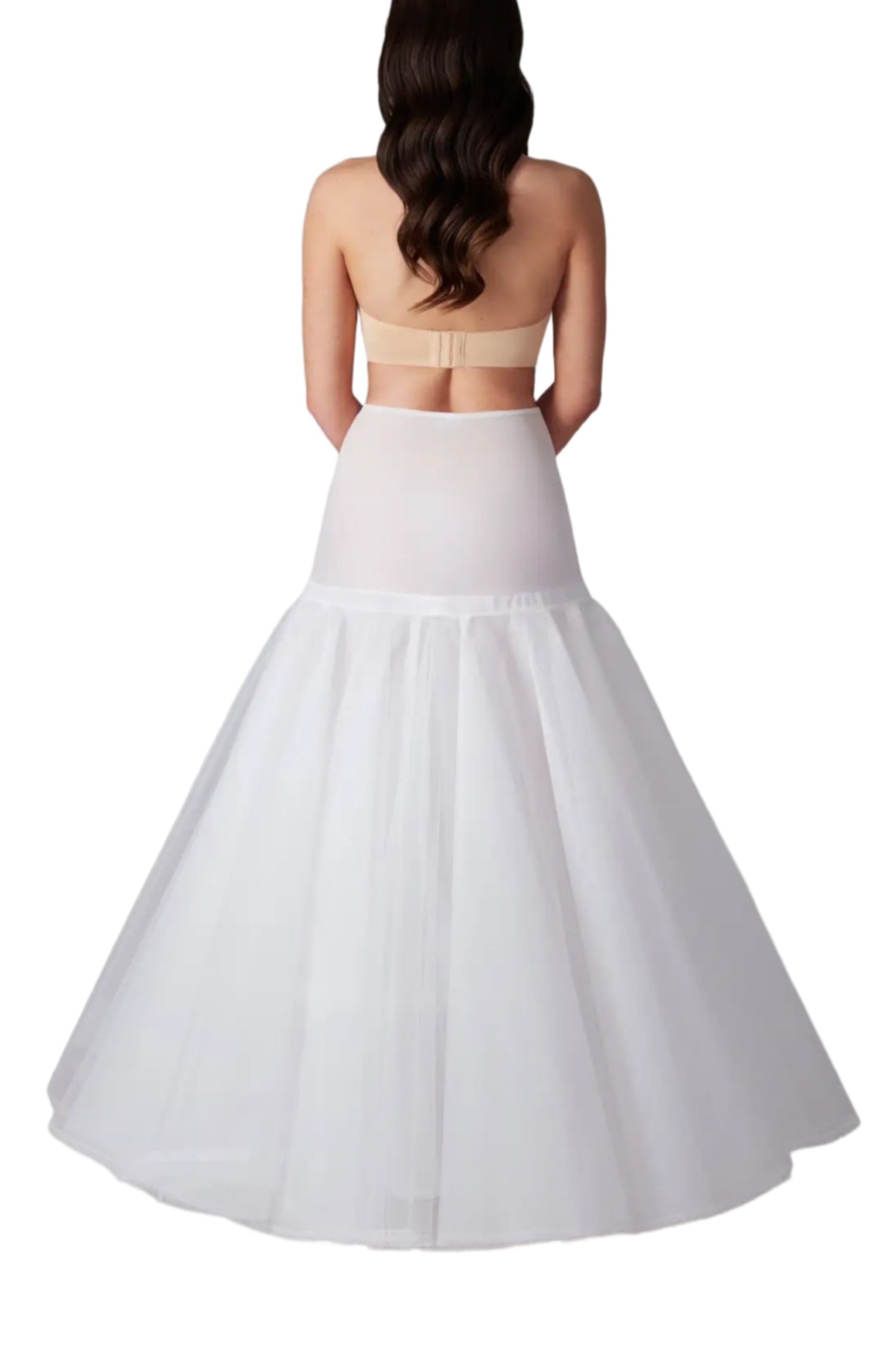 Alushame A-vanteella vanhojentanssi- ja häämekkojen alle.