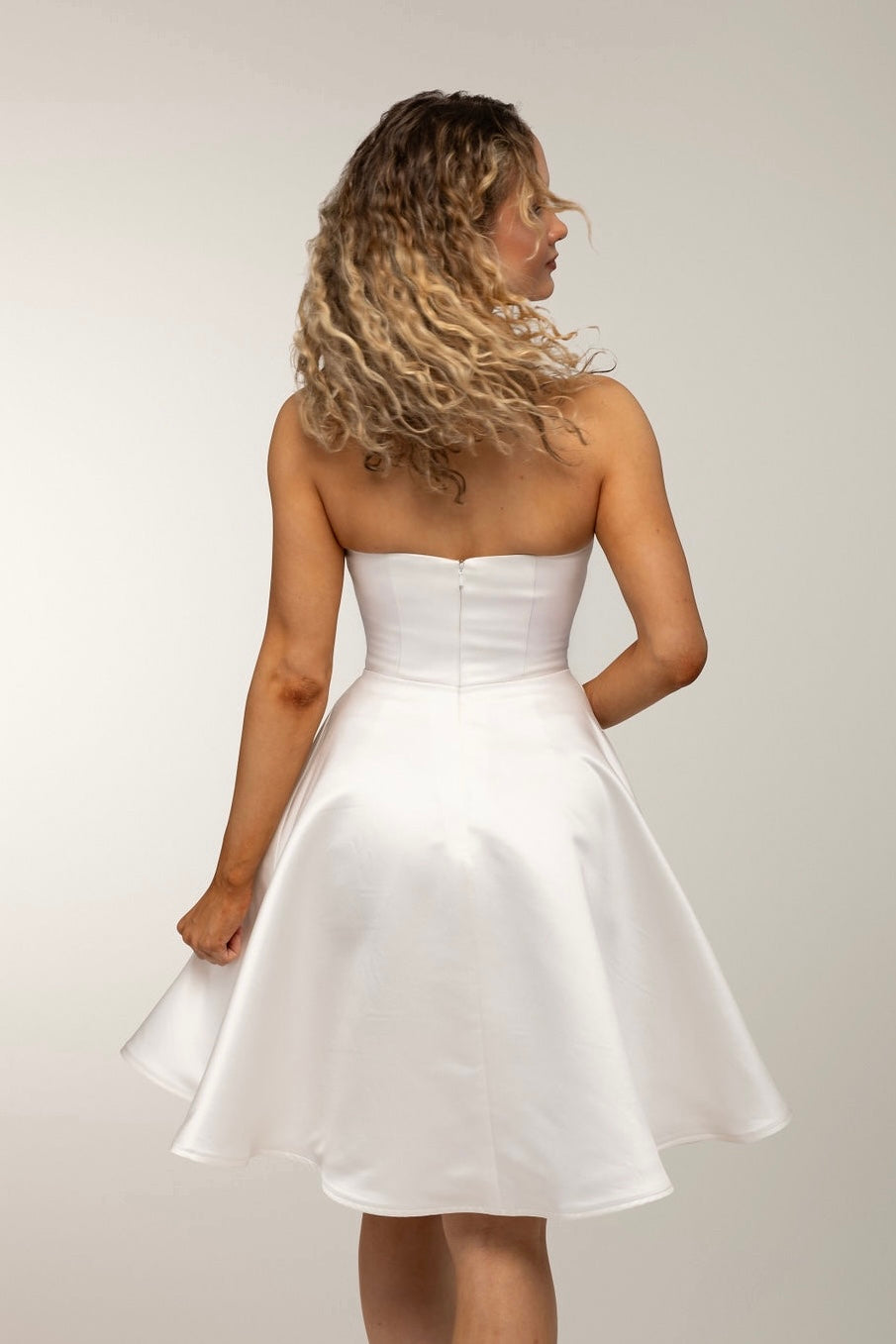 JUHLAMEKKO H4850S-SOFTSATIN IVORY