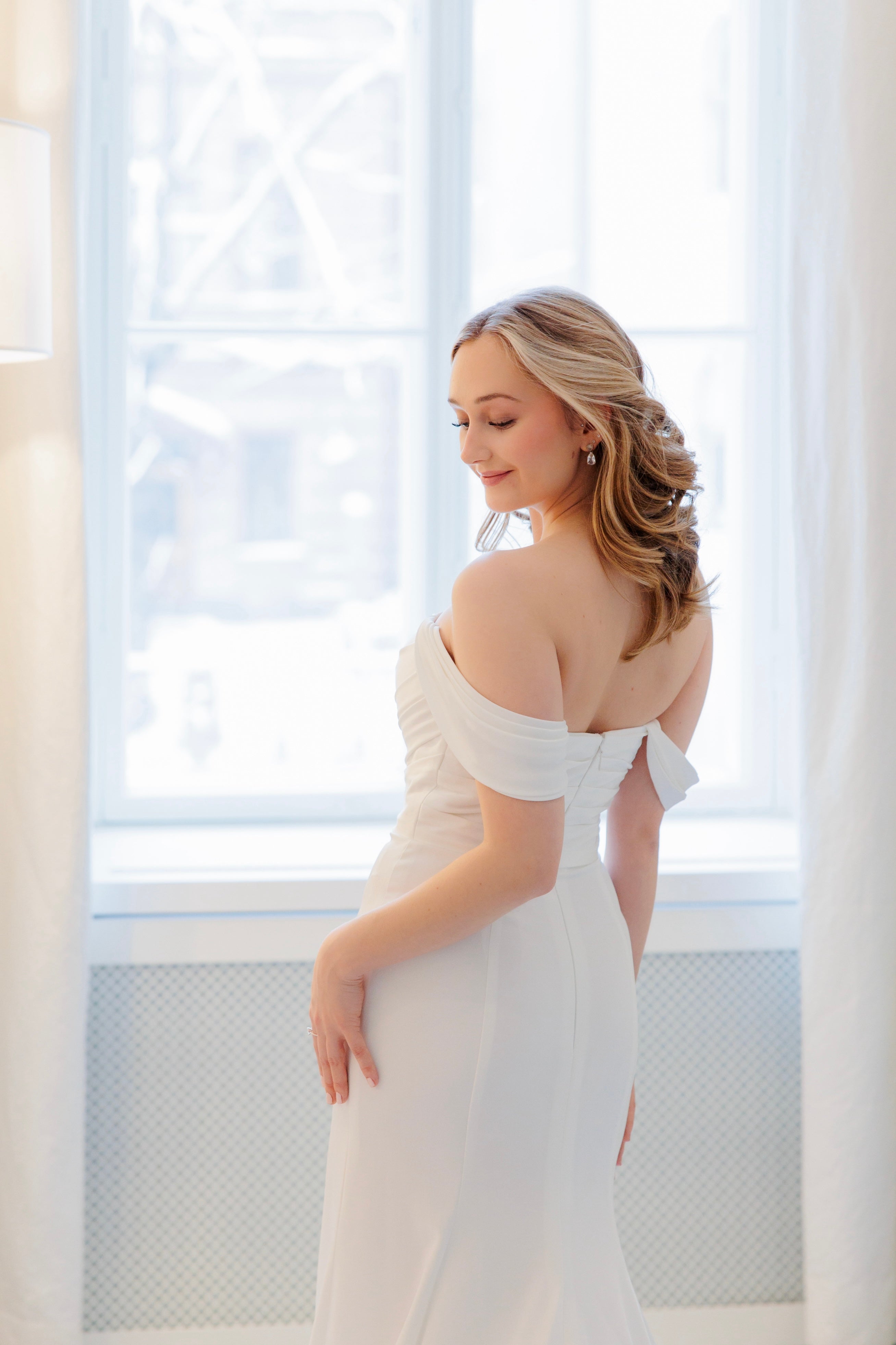 HÄÄMEKKO H4624W-ITALIANSATIN