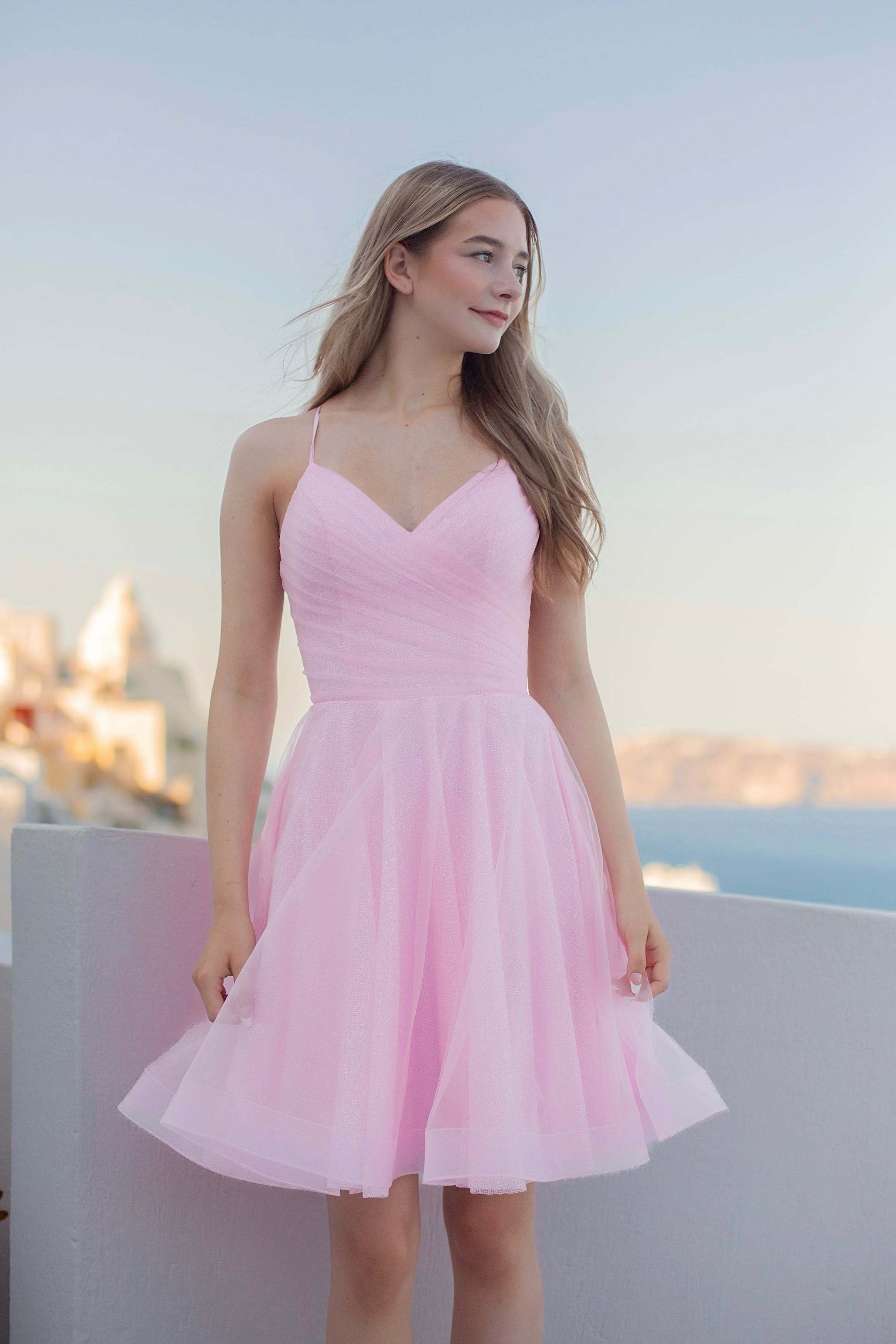 Pinkki kimaltava juhlamekko