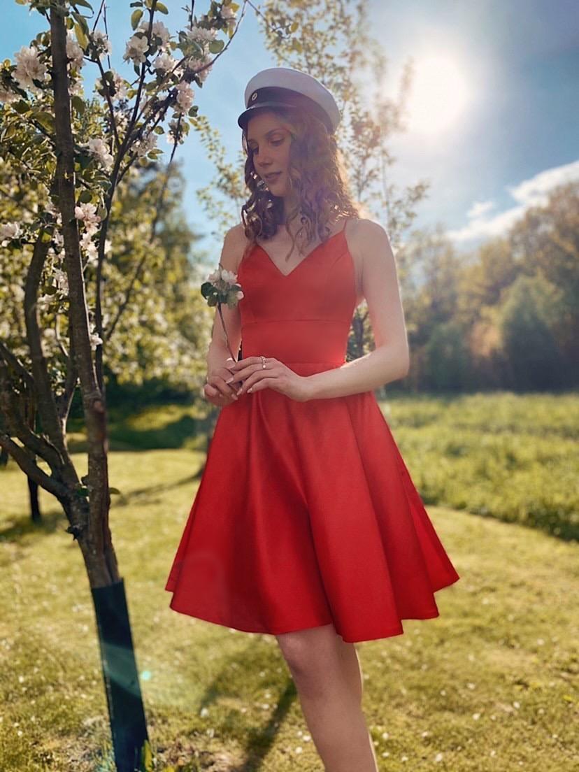 JUHLAMEKKO H4370SS-SATIN RED