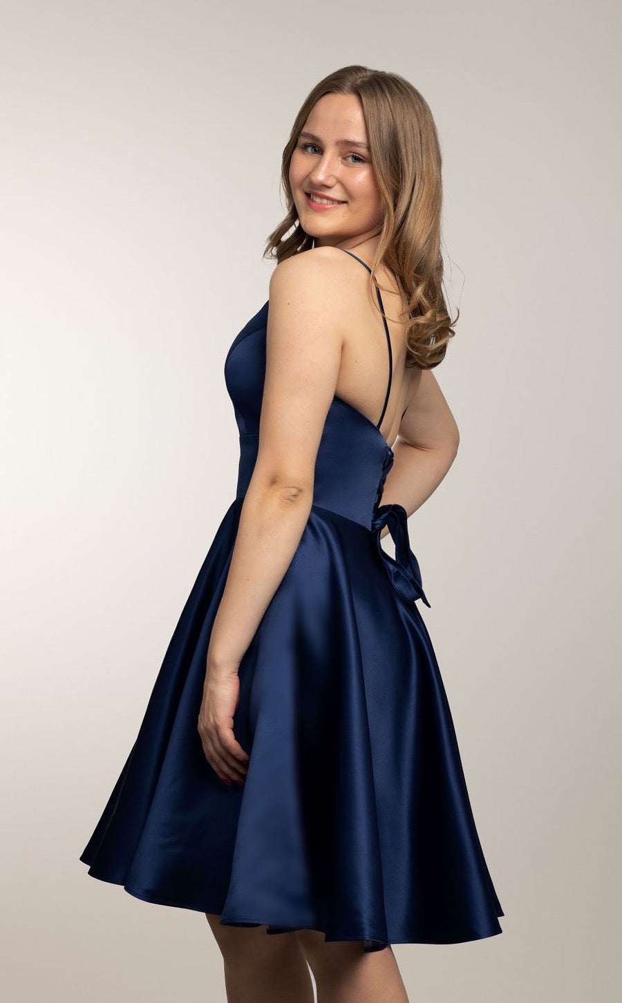 JUHLAMEKKO H4370S-SATIN MIDNIGHT