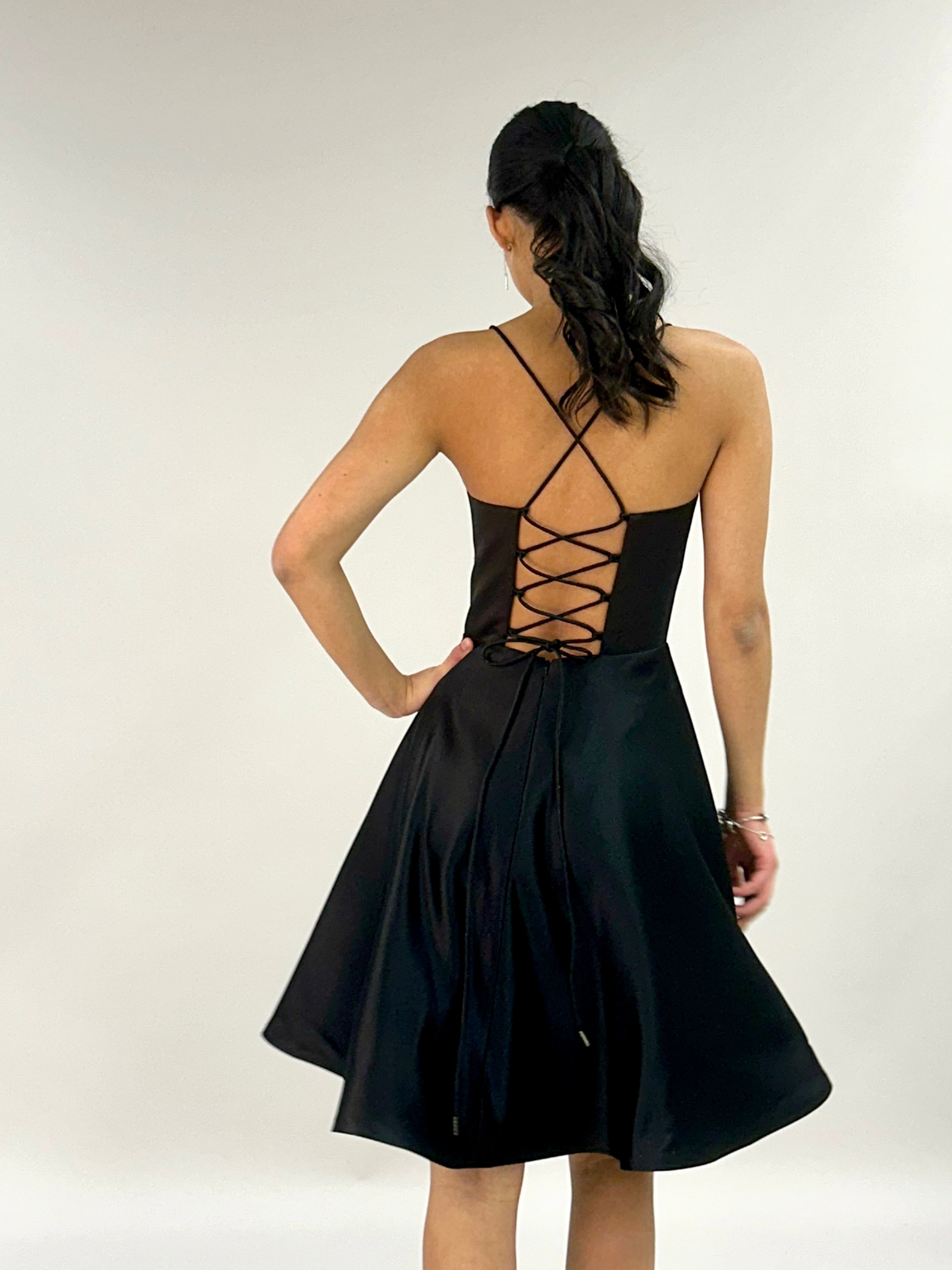 JUHLAMEKKO H4443SS-SOFTSATIN BLACK