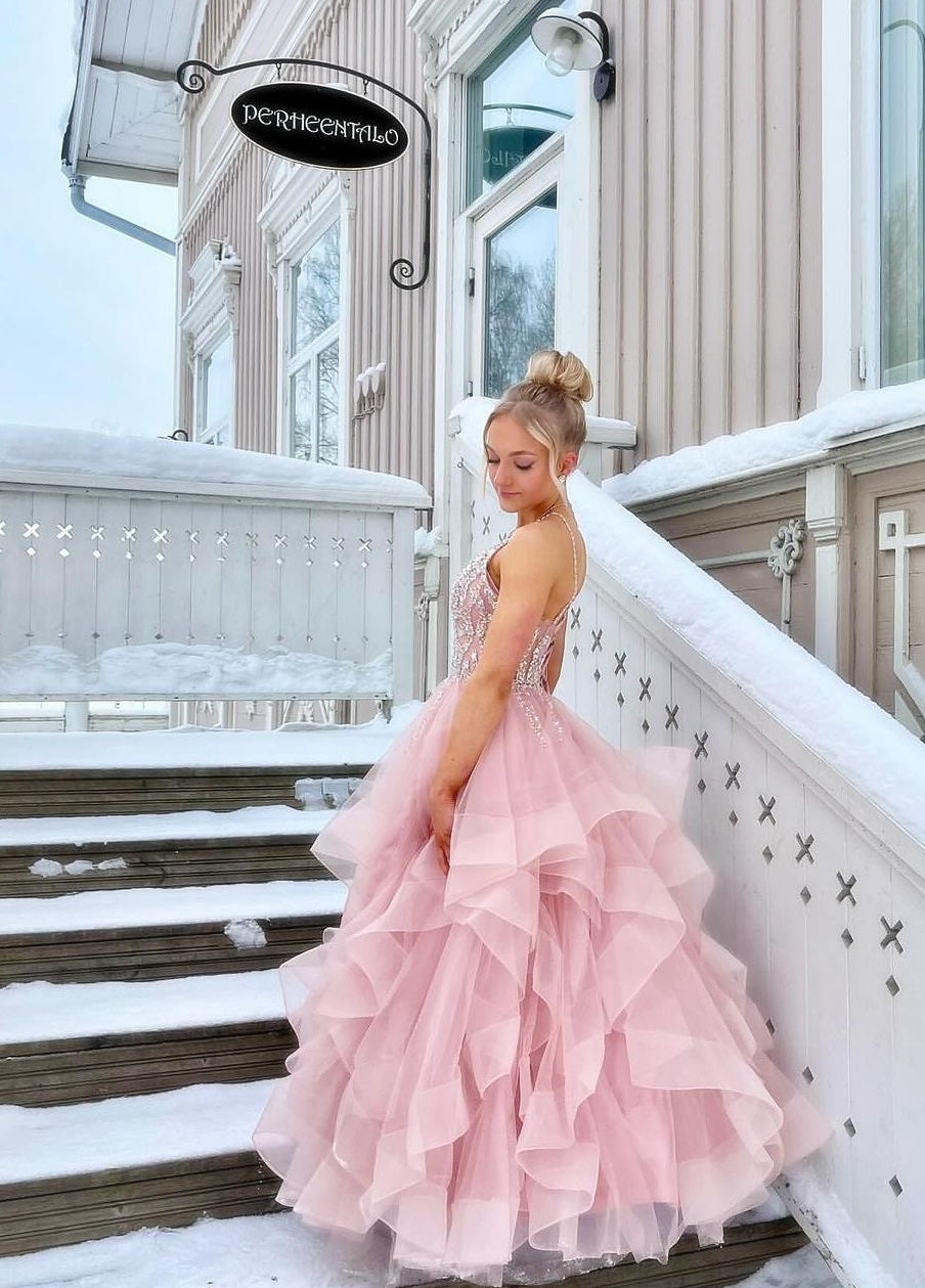 röyhelöhelmainen vanhojentassimekko, takaa