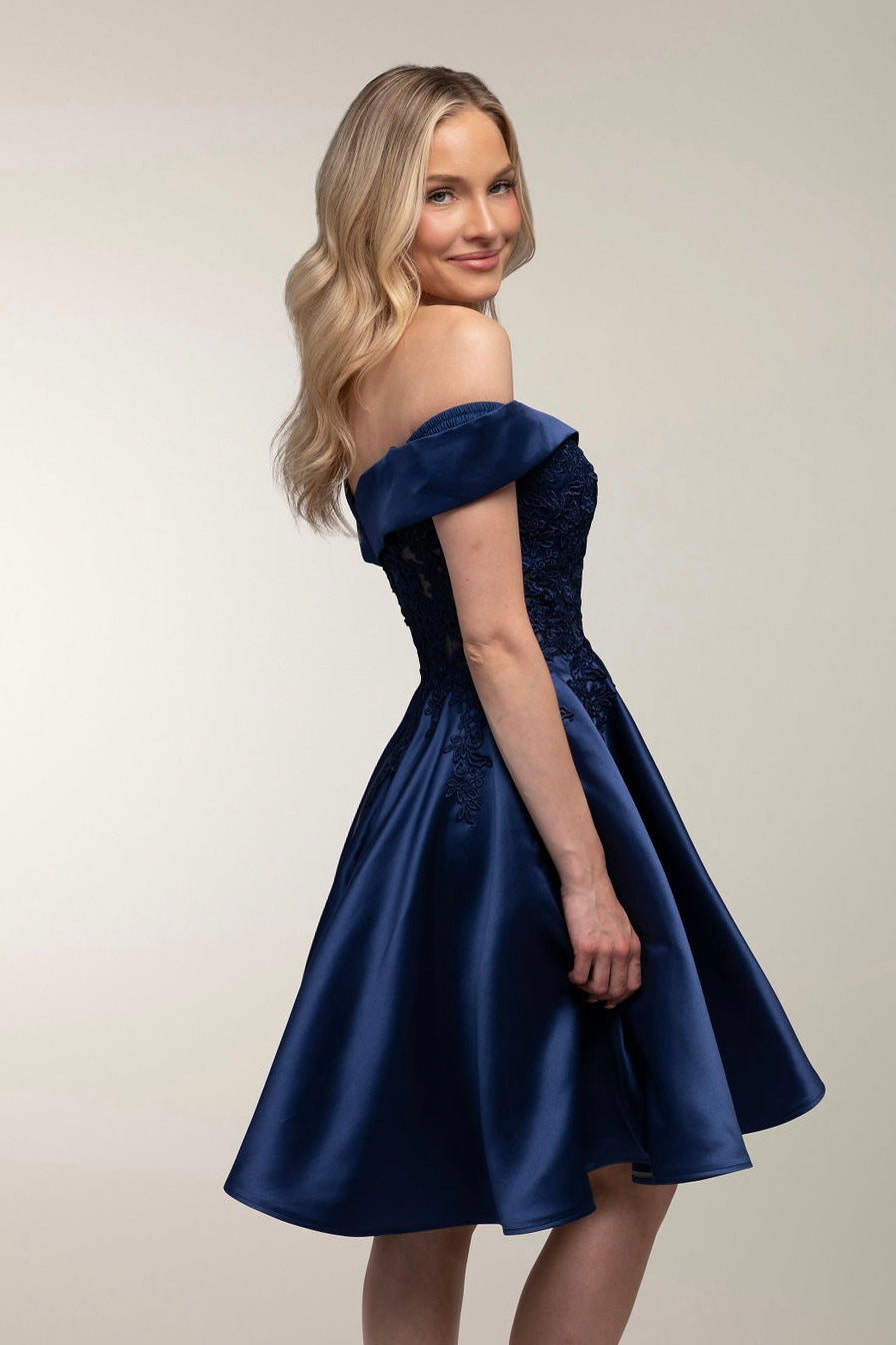 JUHLAMEKKO H4618S-SATIN MIDNIGHT