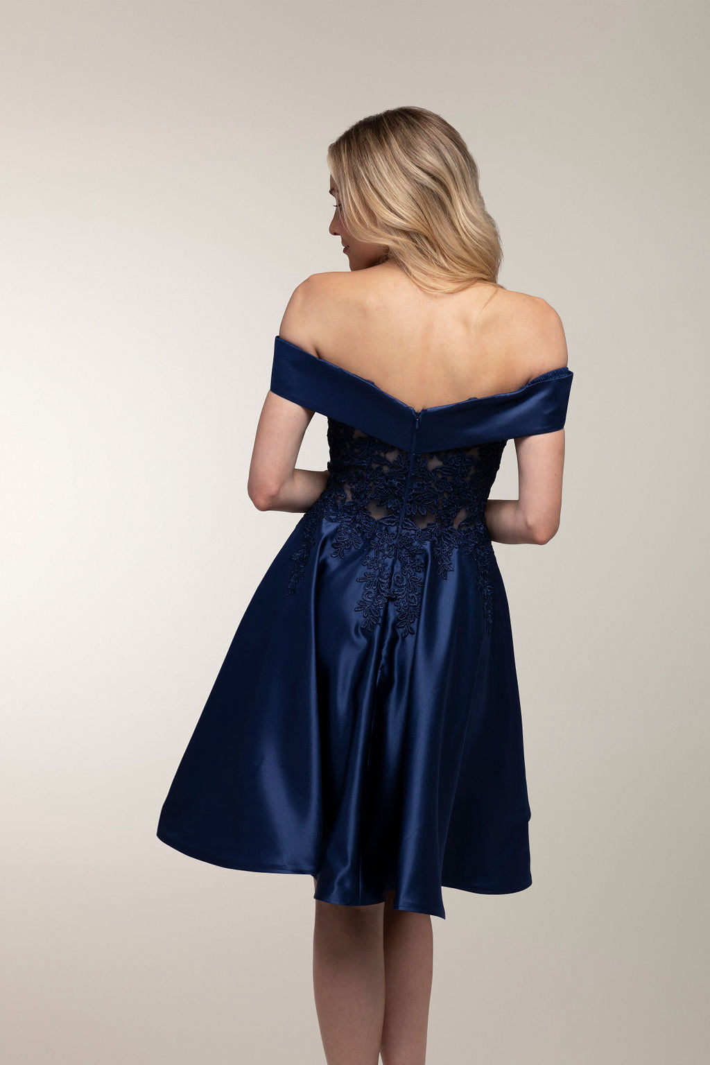 JUHLAMEKKO H4618S-SATIN MIDNIGHT