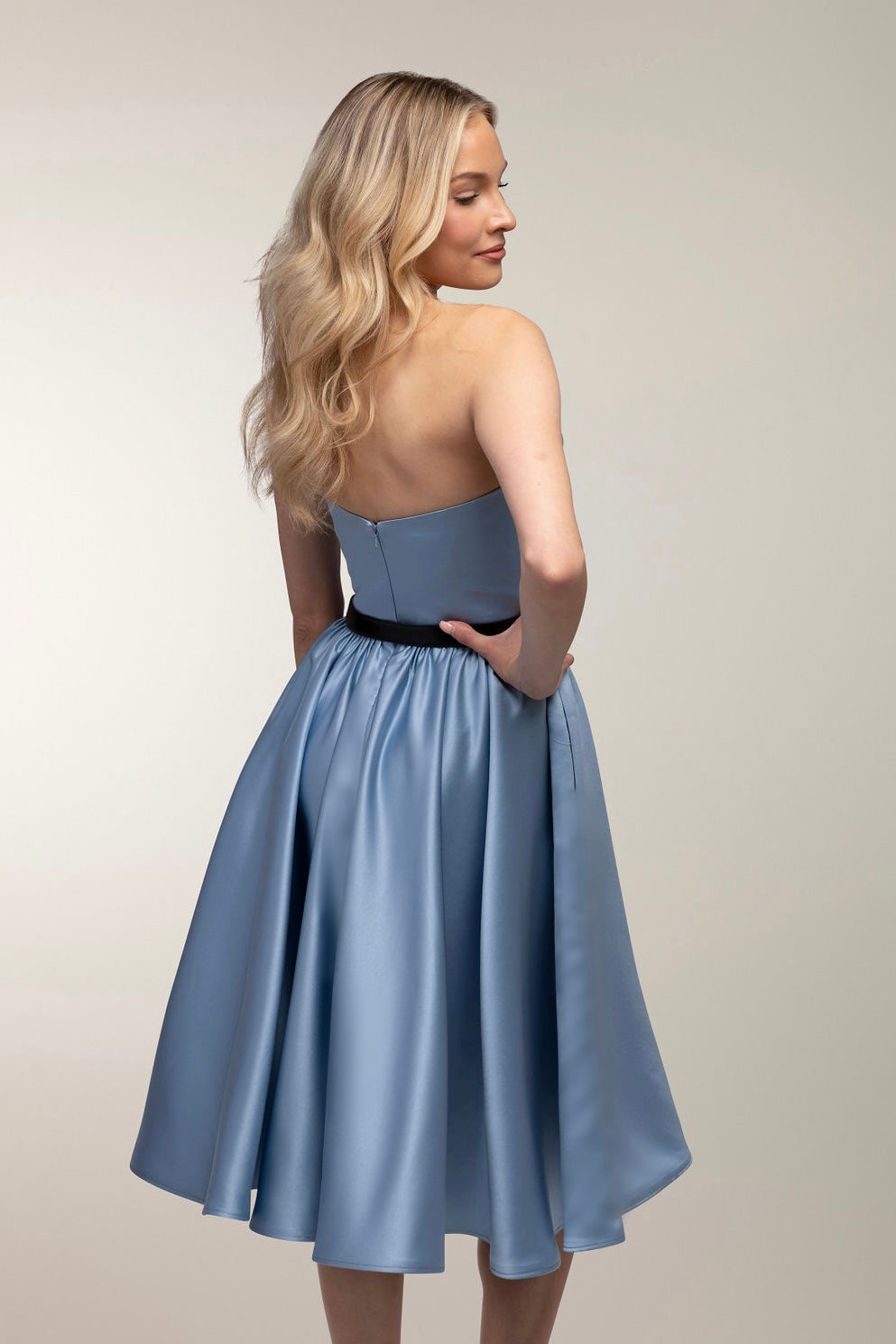 JUHLAMEKKO H4716S-MIDI BLUEGREY