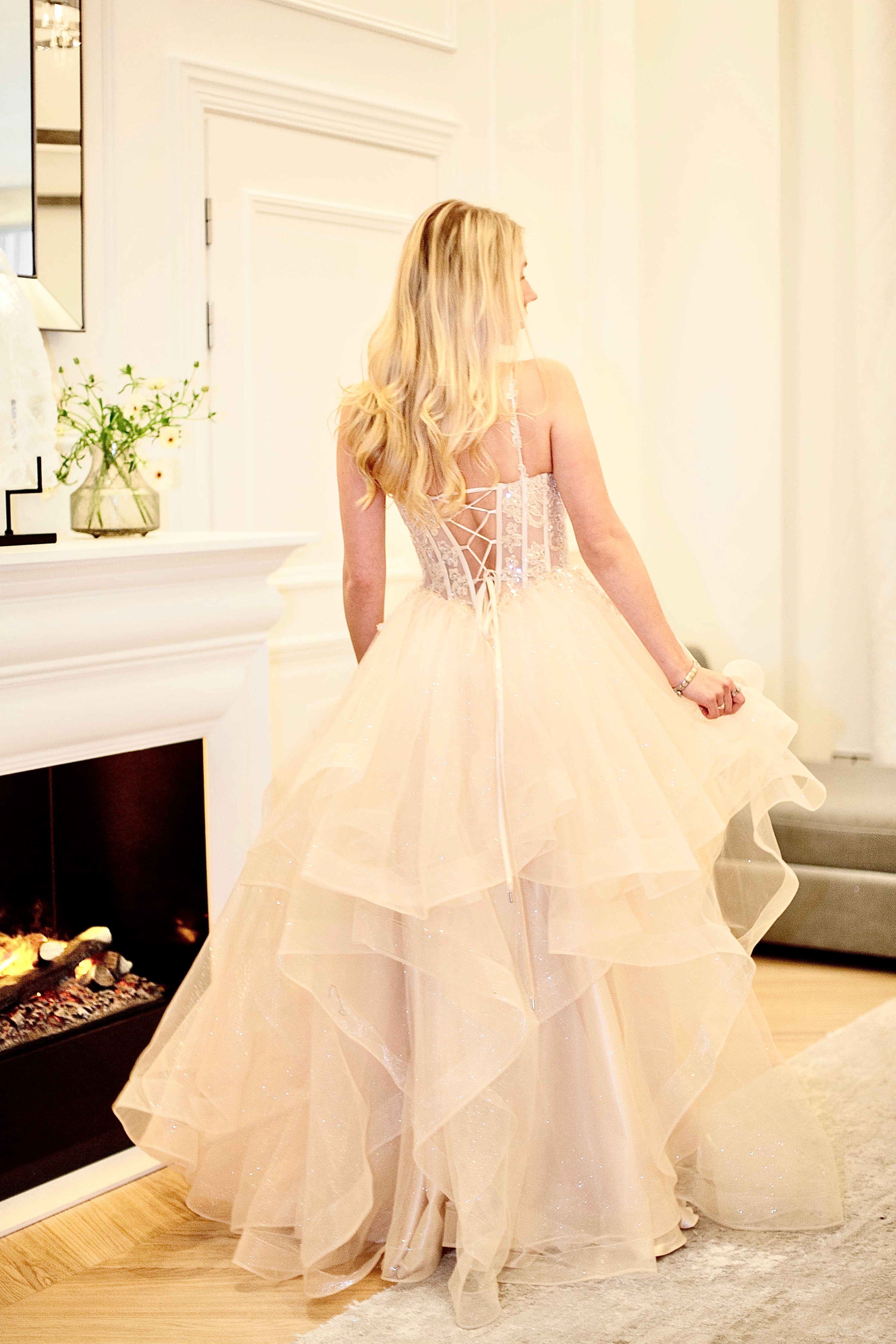 VANHOJENTANSSIMEKKO U6125P-STARLITE CHAMPAGNE