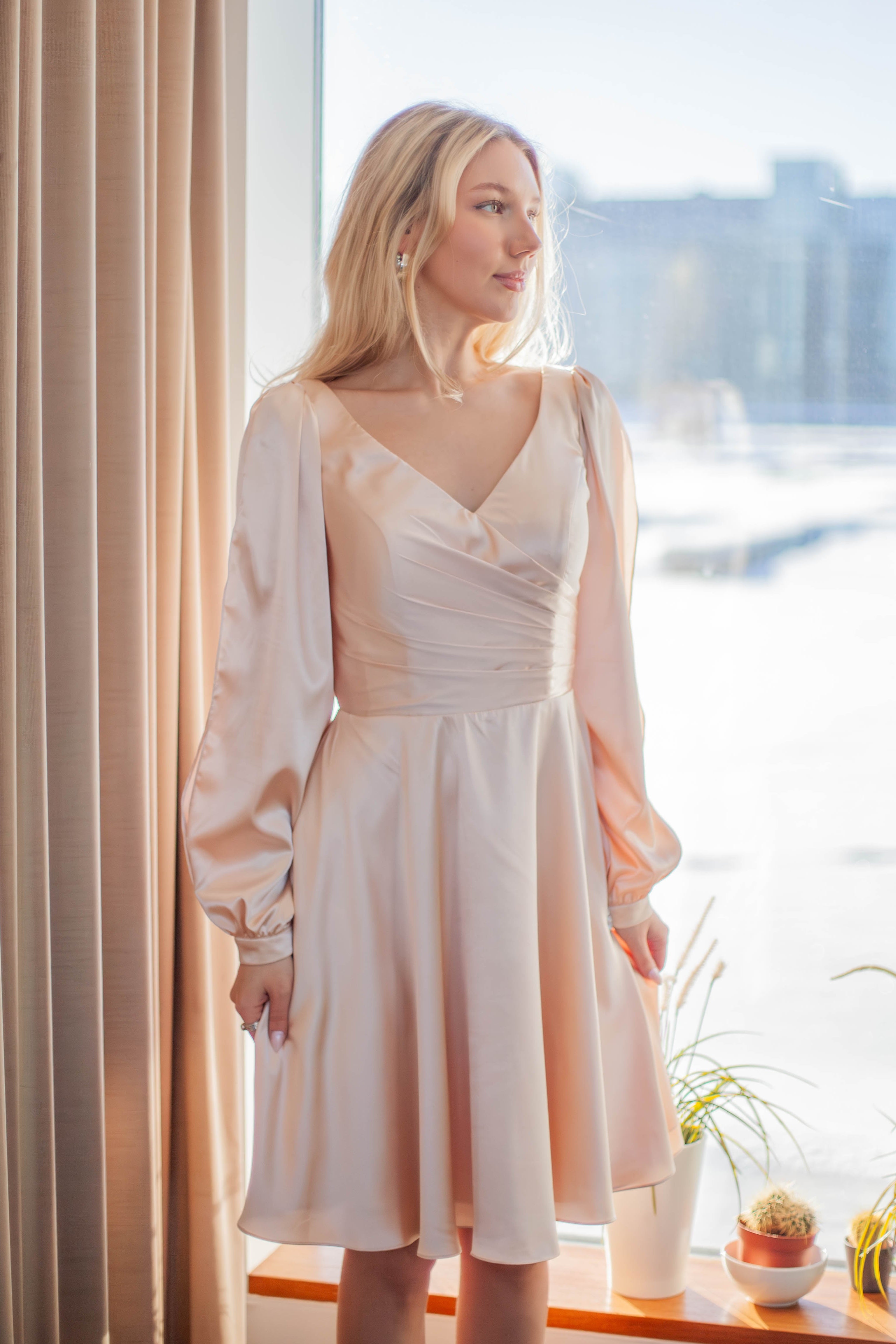 JUHLAMEKKO H4881S-SILKSATIN NUDE