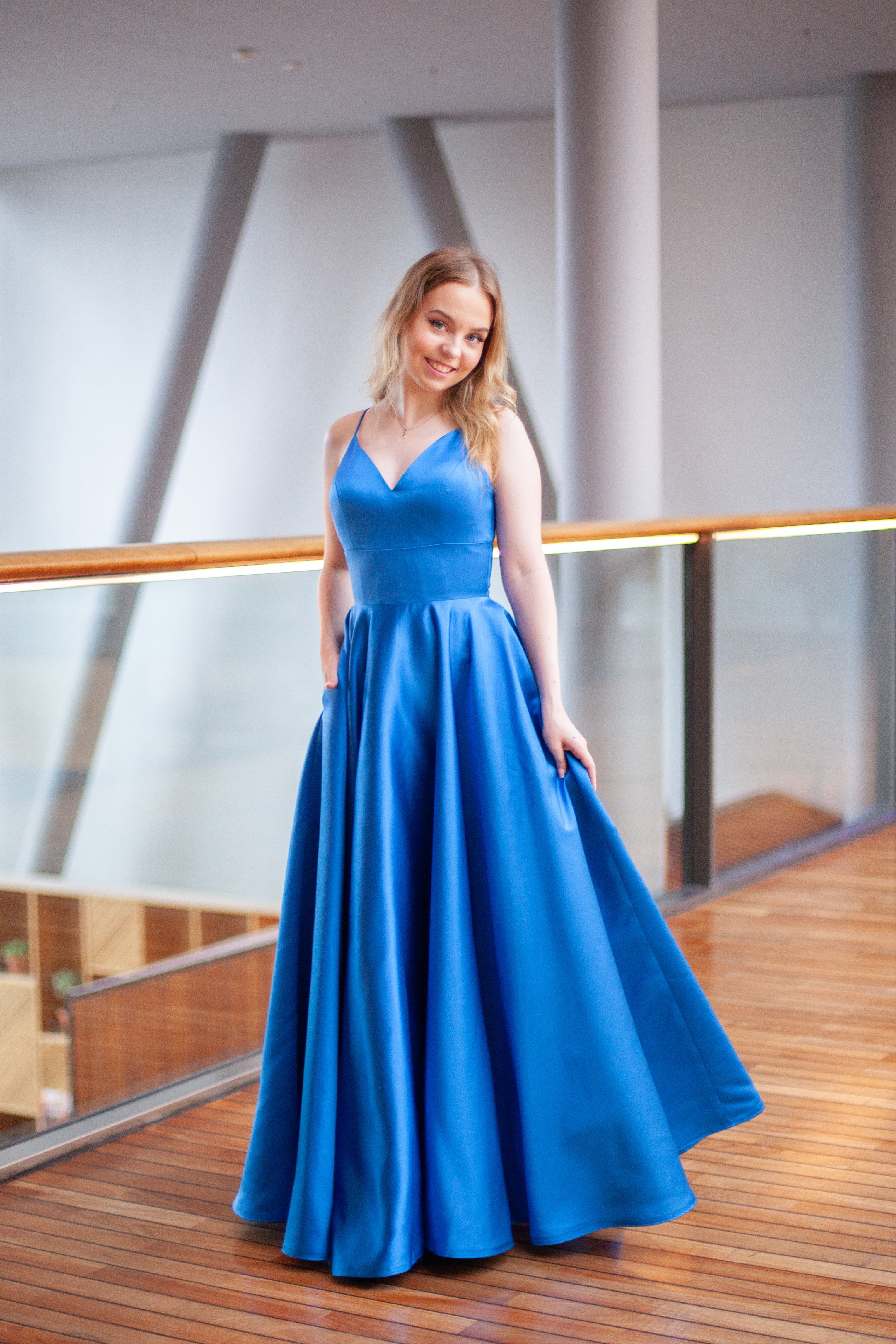 VANHOJENTANSSIMEKKO H4443PS-SATIN SAPPHIRE