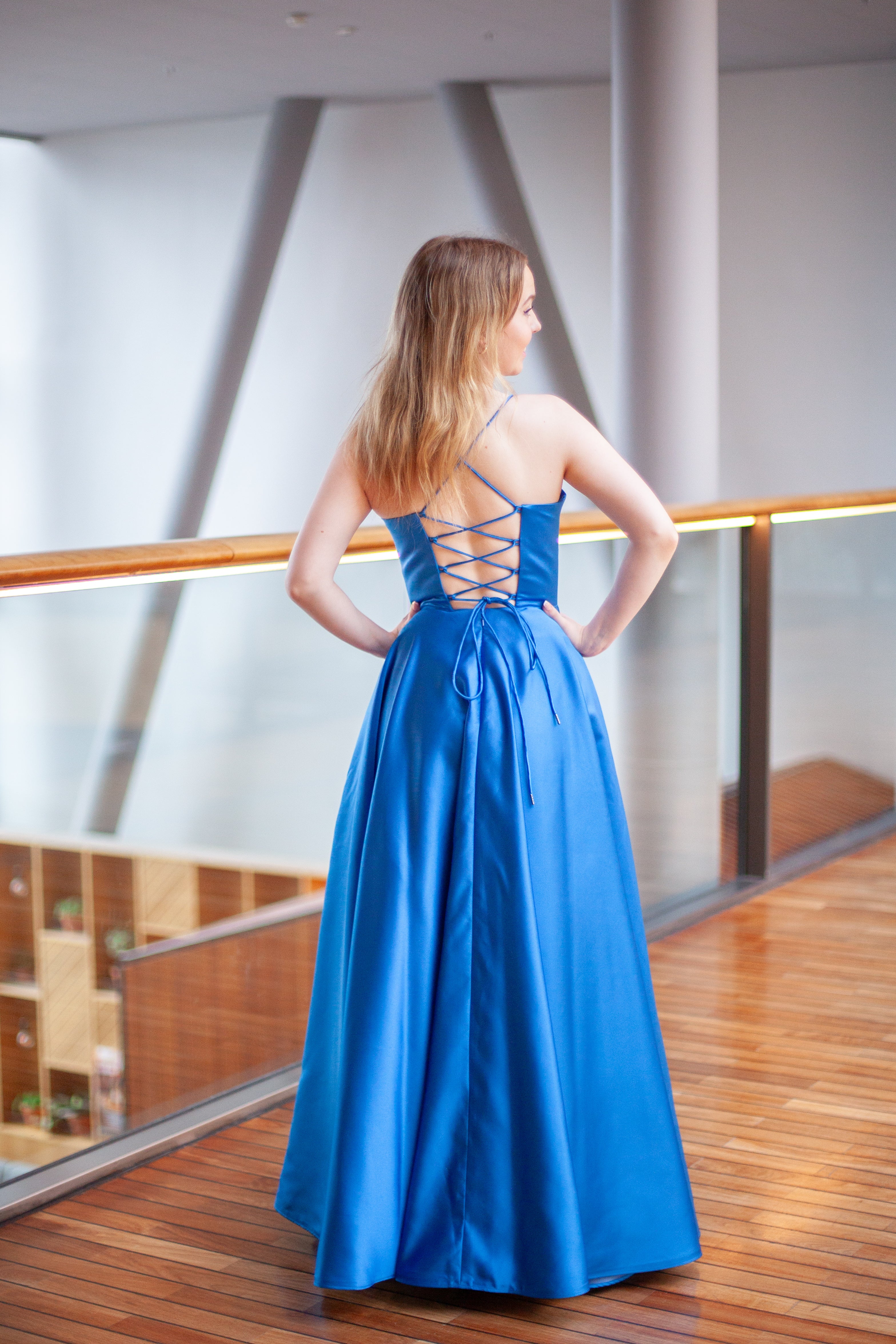 VANHOJENTANSSIMEKKO H4443PS-SATIN SAPPHIRE