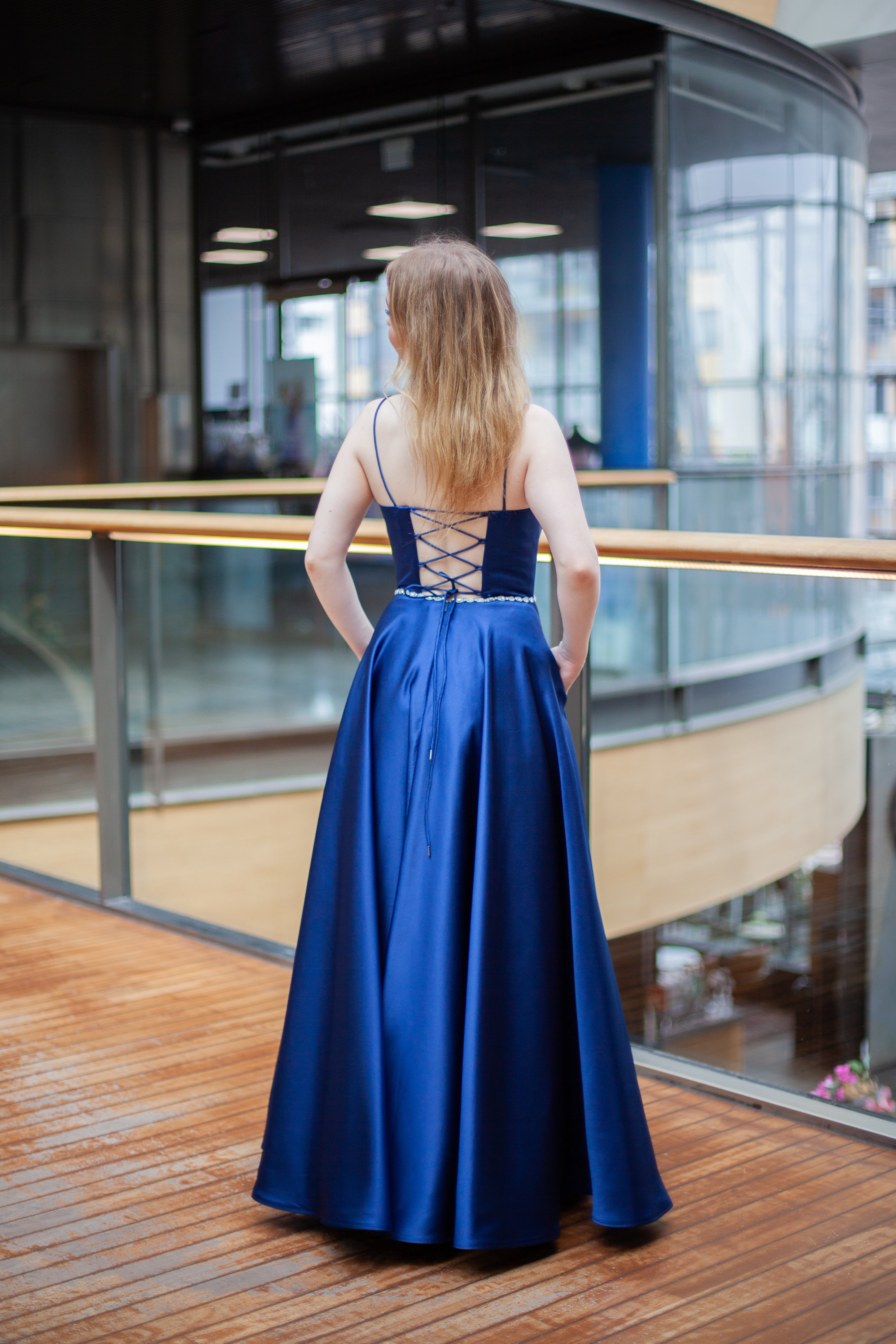 VANHOJENTANSSIMEKKO H4467P-SATIN MIDNIGHT