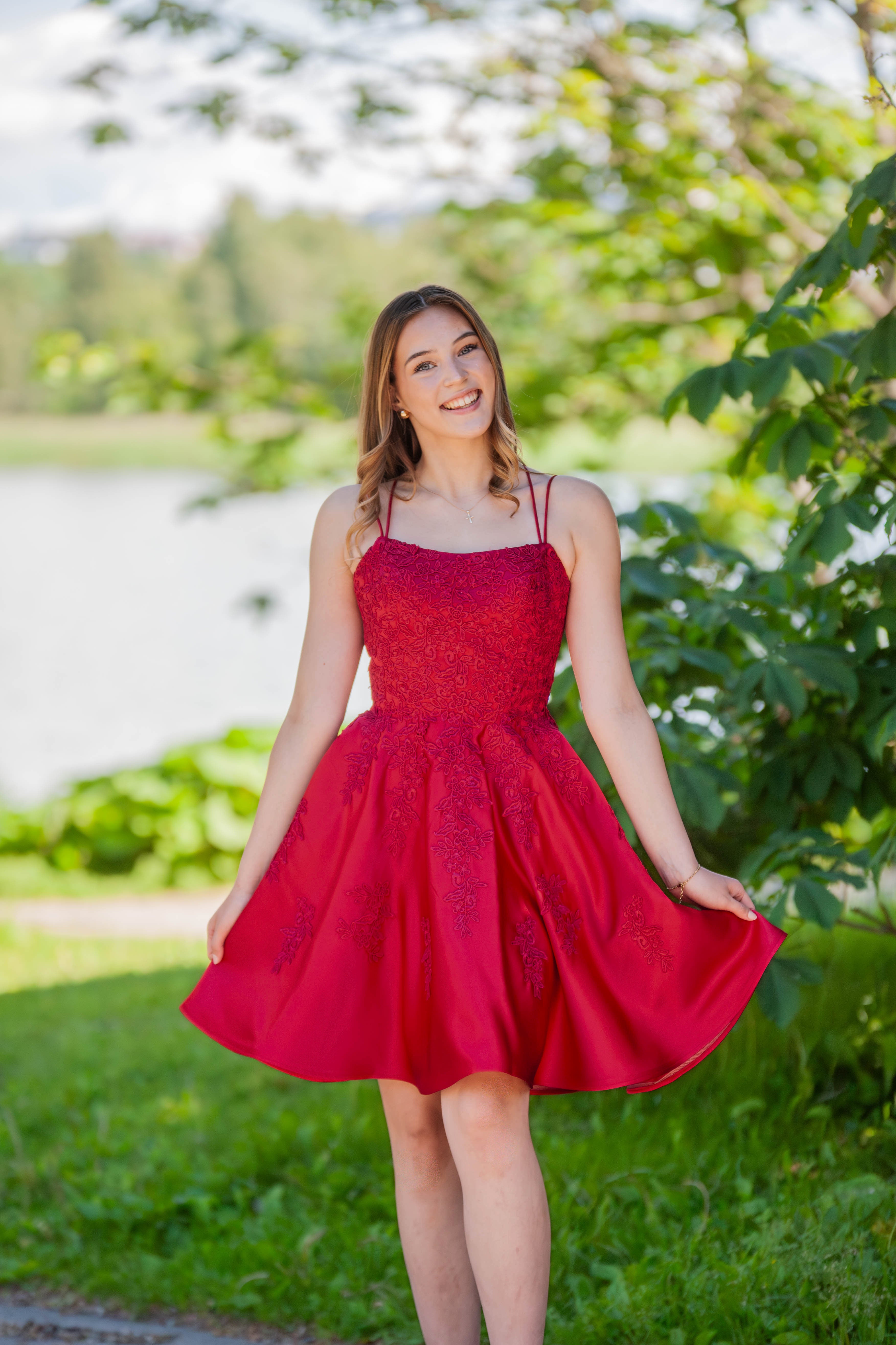 JUHLAMEKKO H4411S-SATIN RUBY