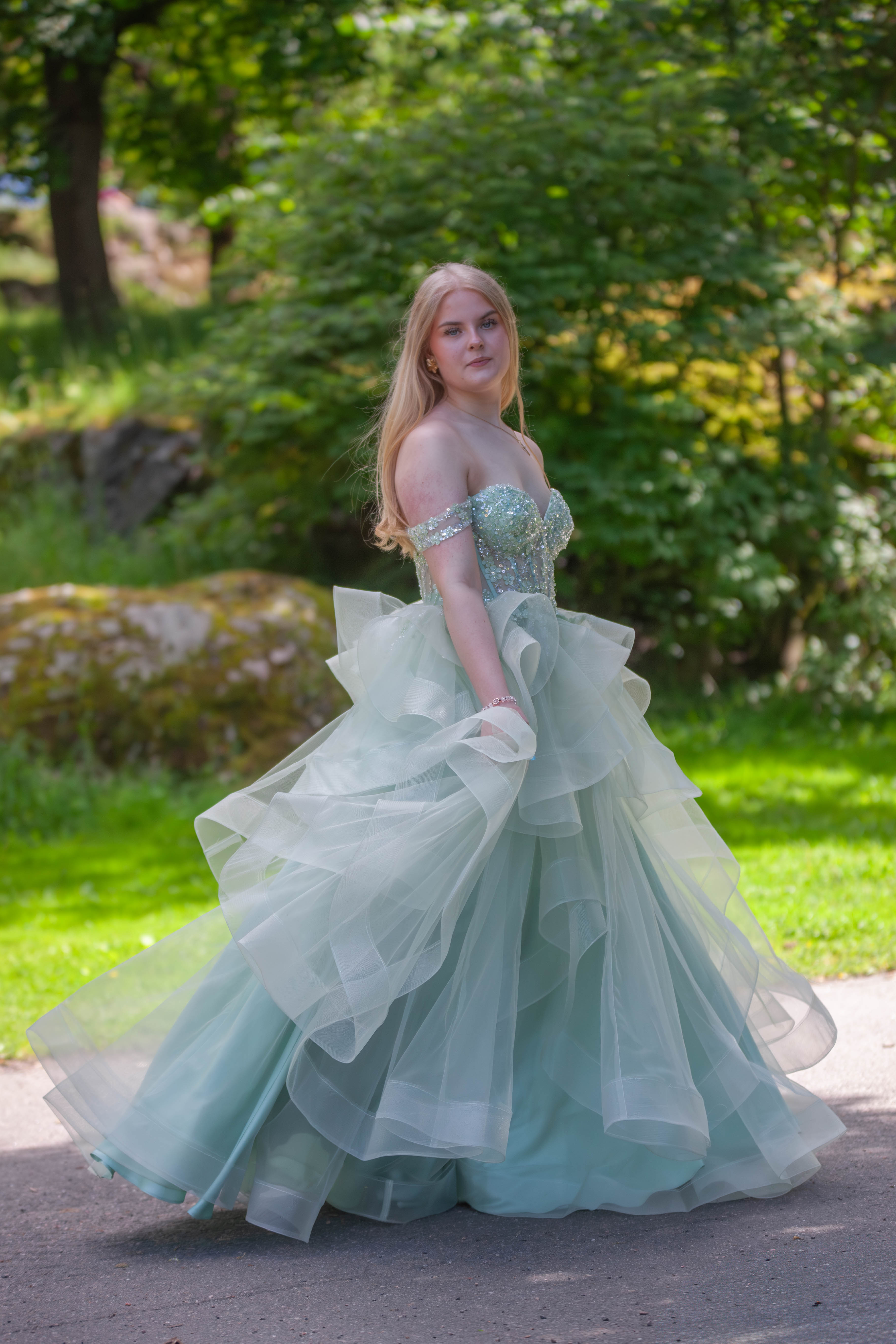 PROM DRESS CAROLINE LIGHT GREEN