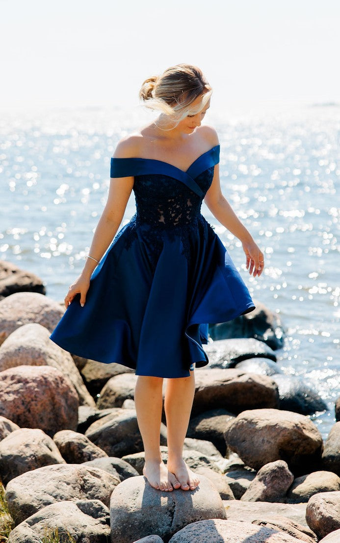 JUHLAMEKKO H4618S-SATIN MIDNIGHT