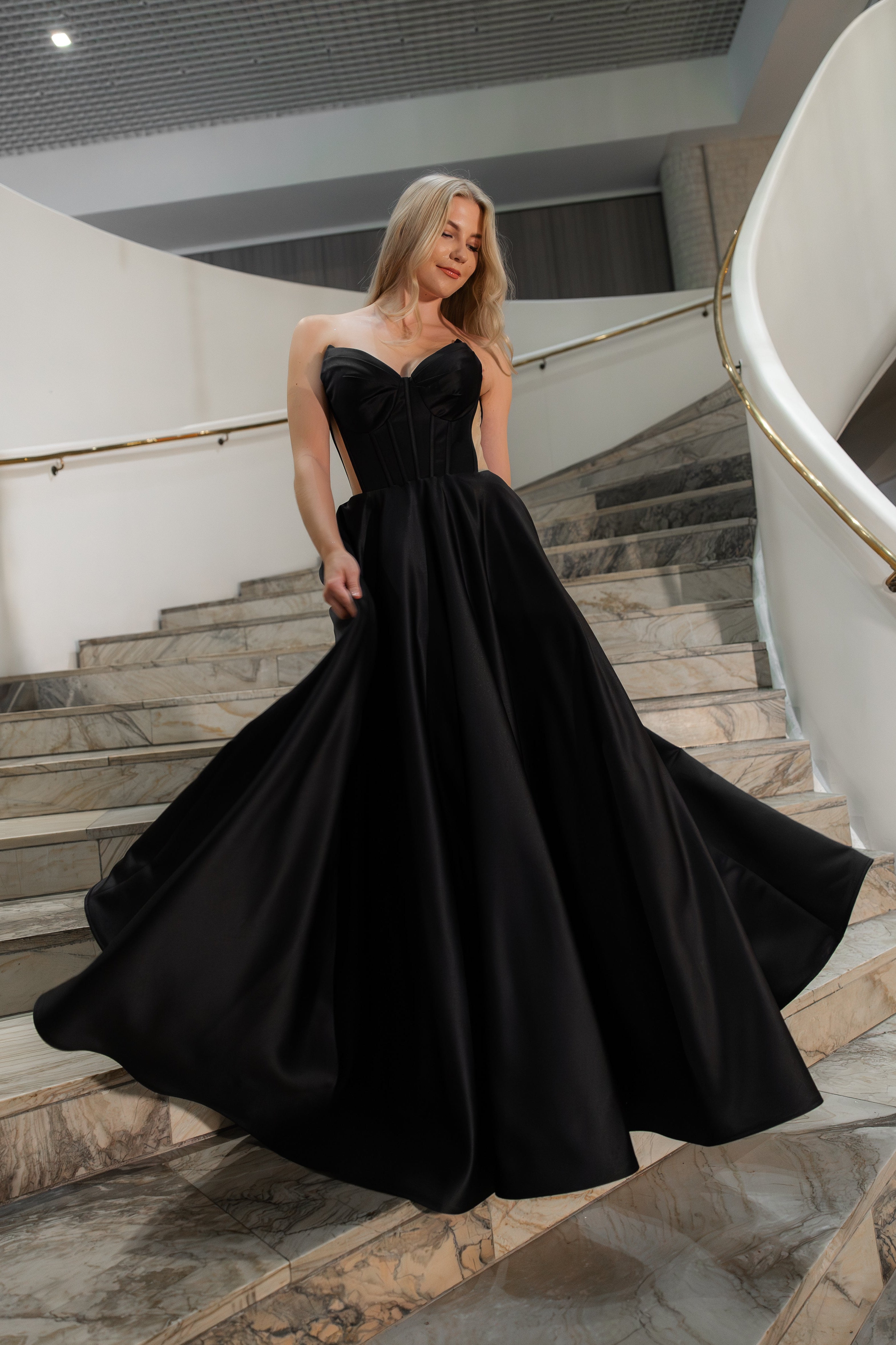 VANHOJENTANSSIMEKKO H4924P-SOFTSATIN BLACK