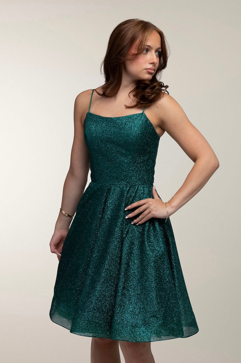Enchanting dark green party dress with a straight neckline from Zazabella Enchanting dark green party dress with a straight neckline from Zazabella