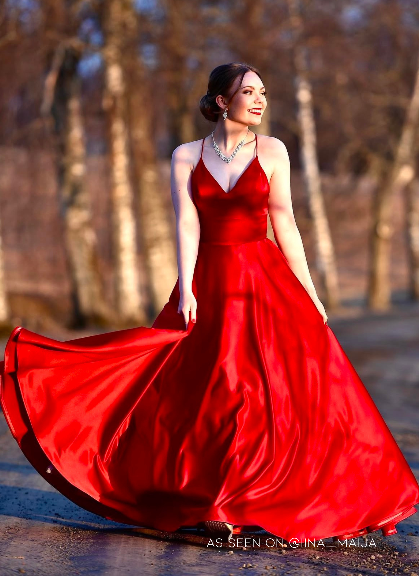 VANHOJENTANSSIMEKKO H4370PS-SATIN RED
