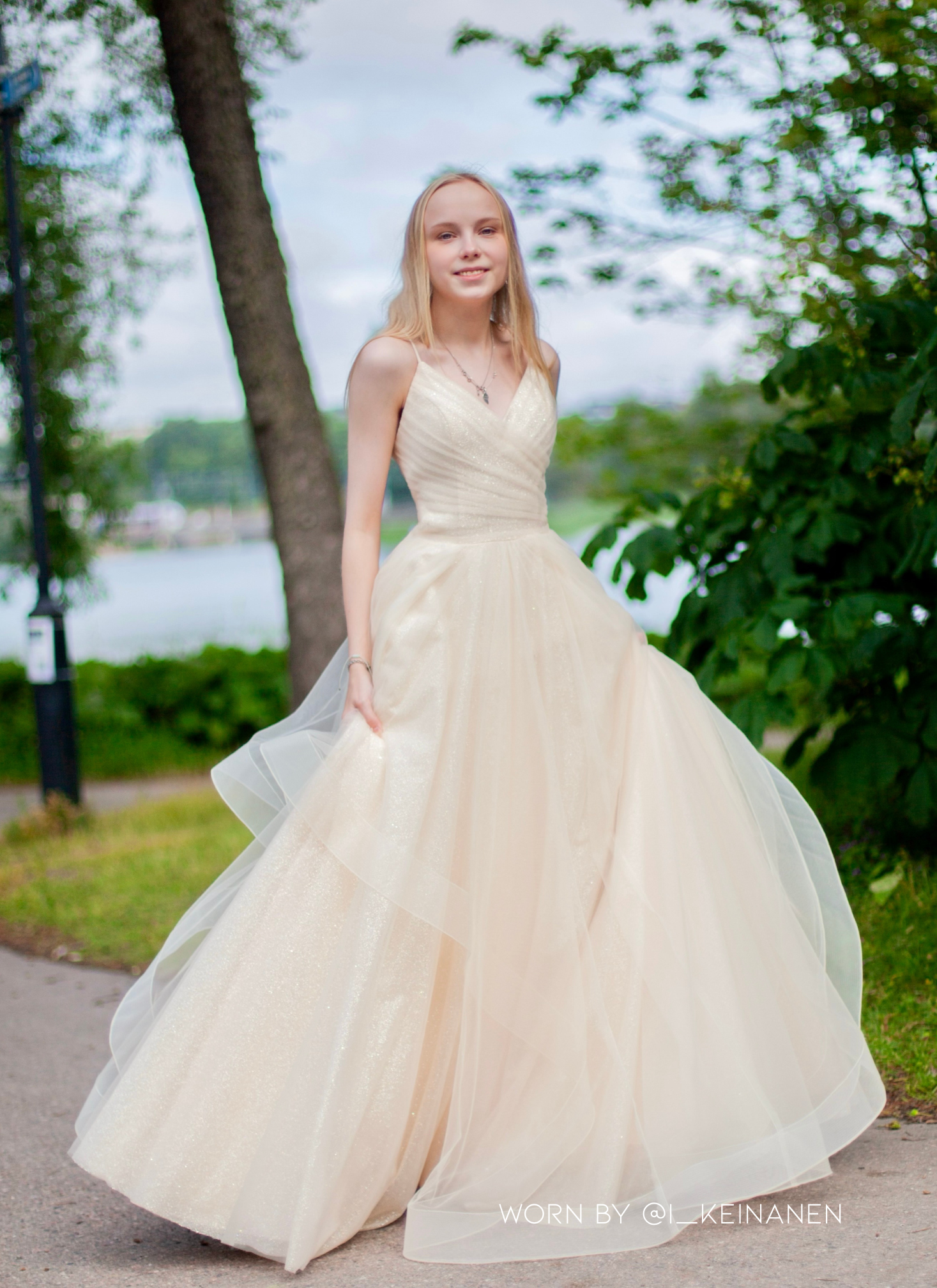 VANHOJENTANSSIMEKKO U4766P-CRYSTAL CHAMPAGNE