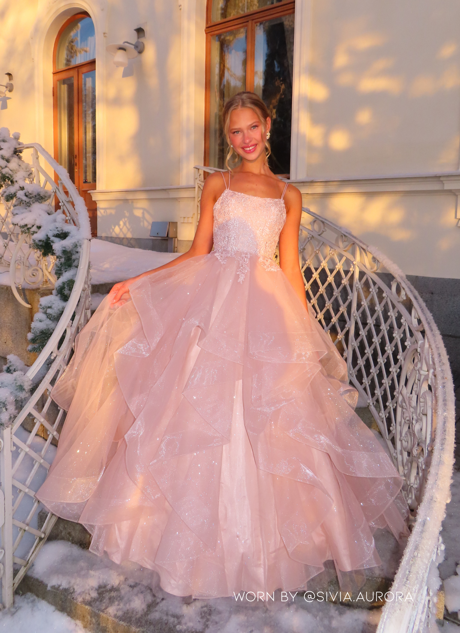 Light pink prom dress with ruffled hem – Zazabella