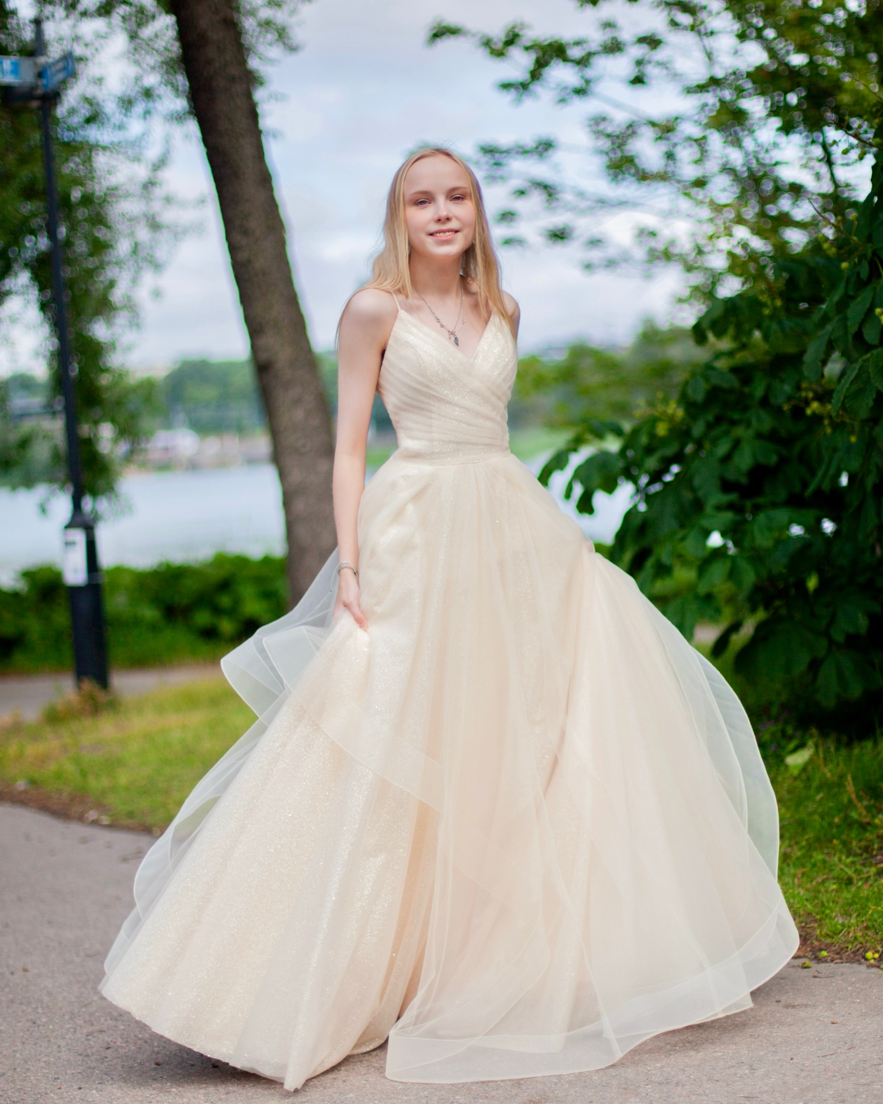 VANHOJENTANSSIMEKKO U4766P-CRYSTAL CHAMPAGNE