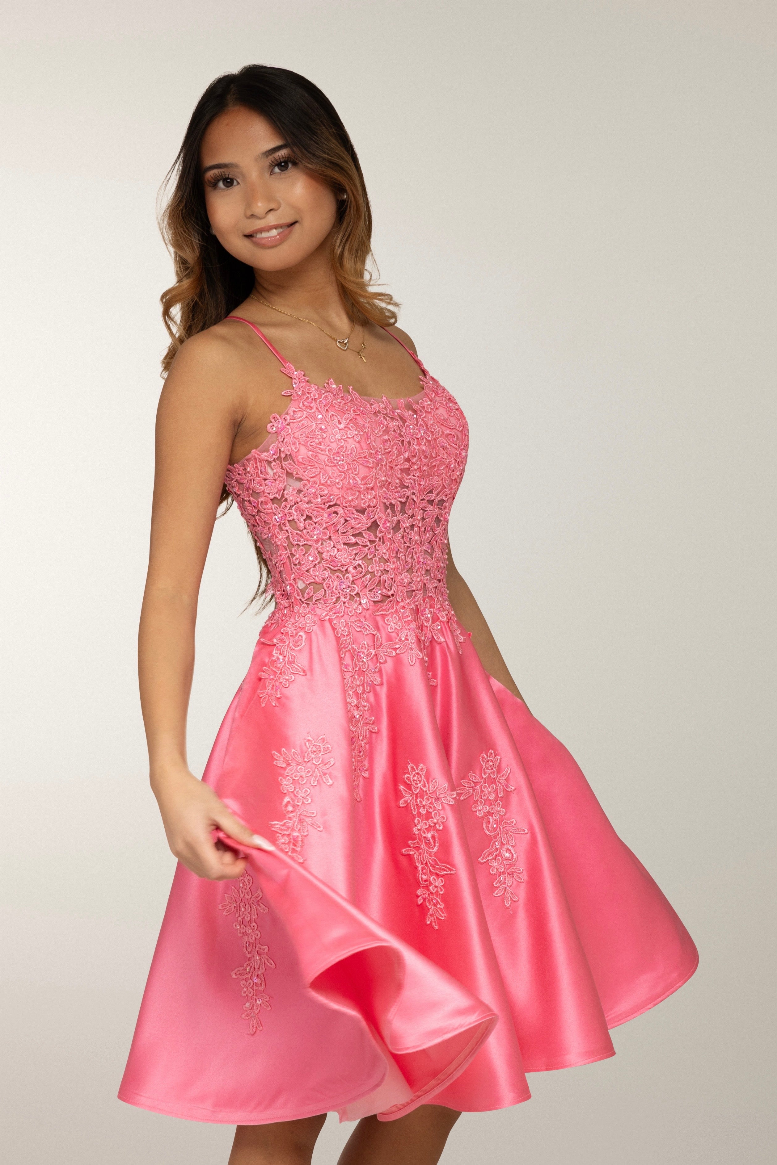 JUHLAMEKKO H4435S-SATIN BARBIE