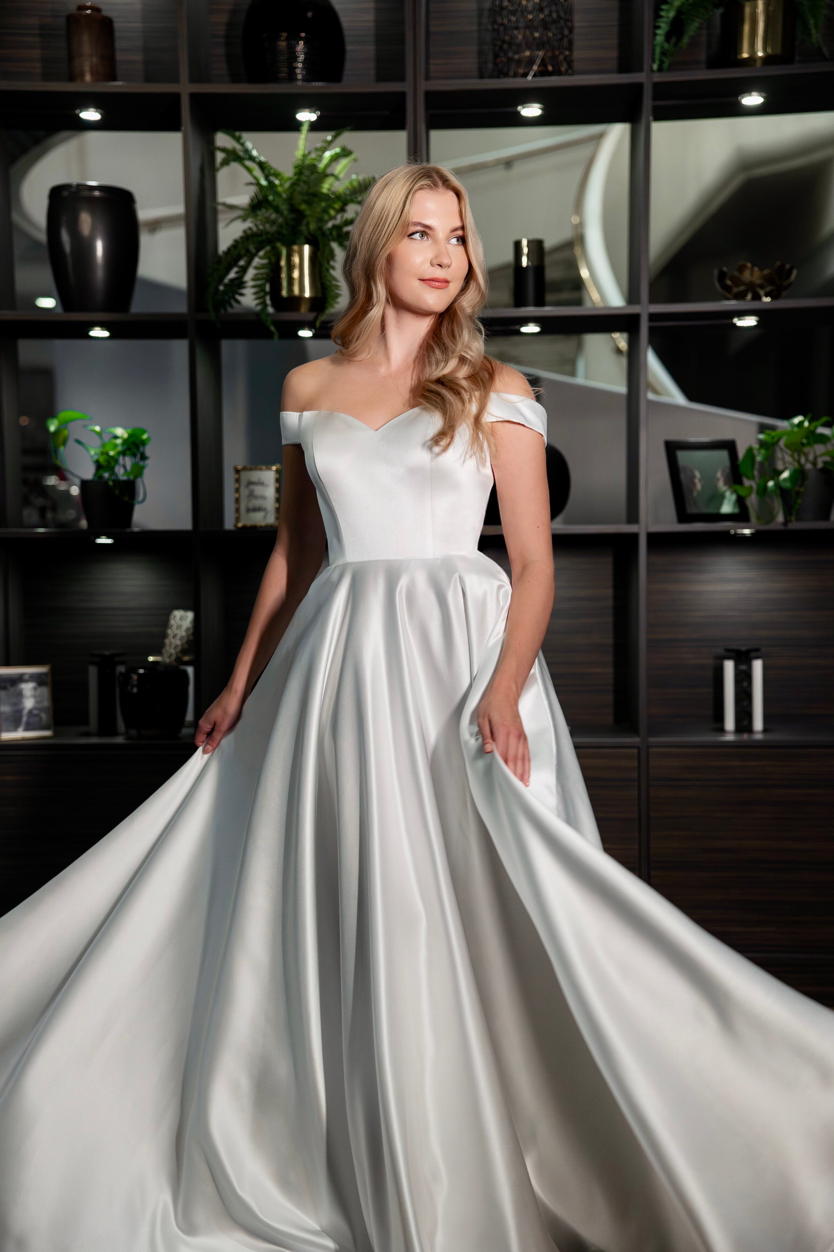 WEDDING DRESS H6014W-SOFTSATIN