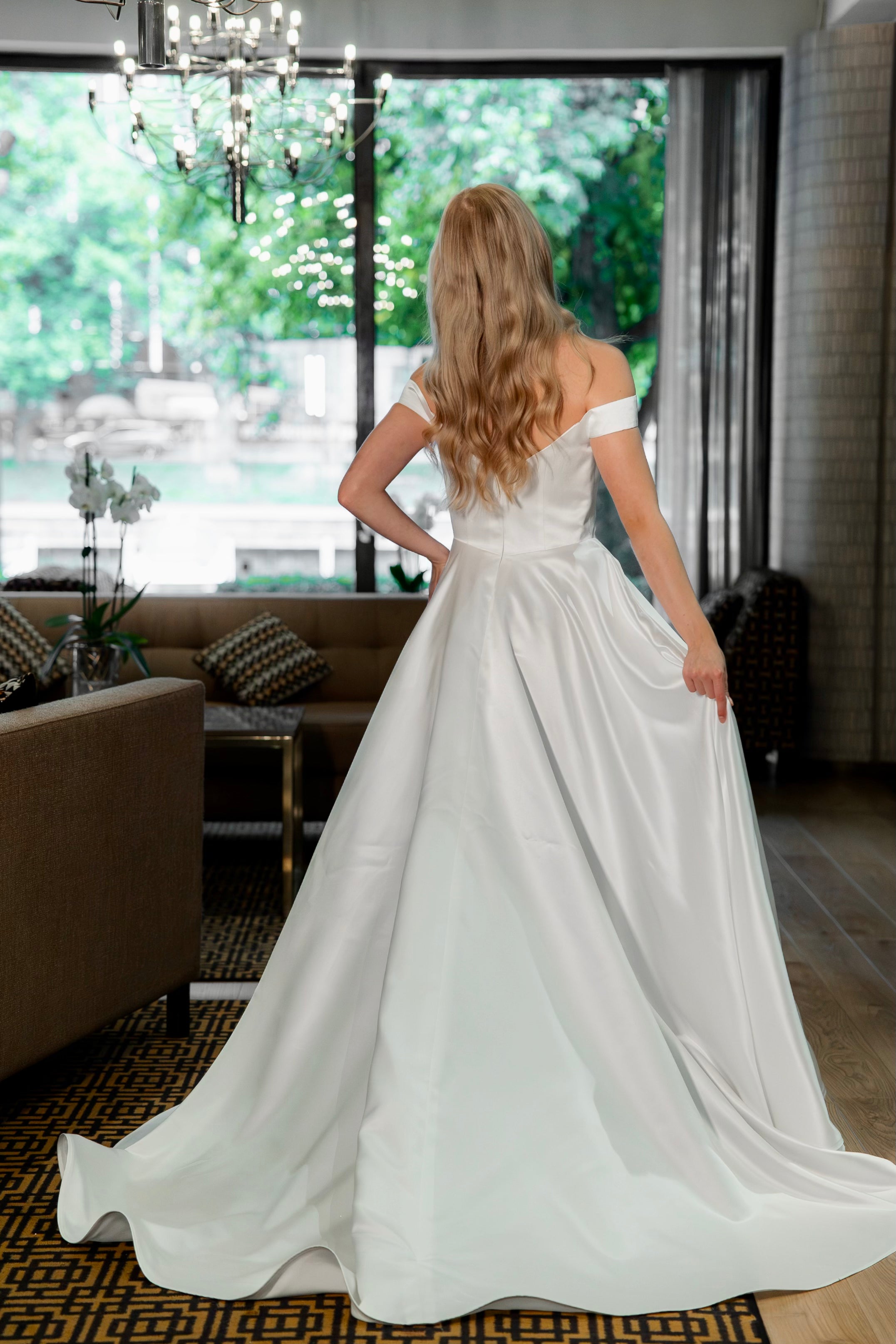 WEDDING DRESS H6014W-SOFTSATIN