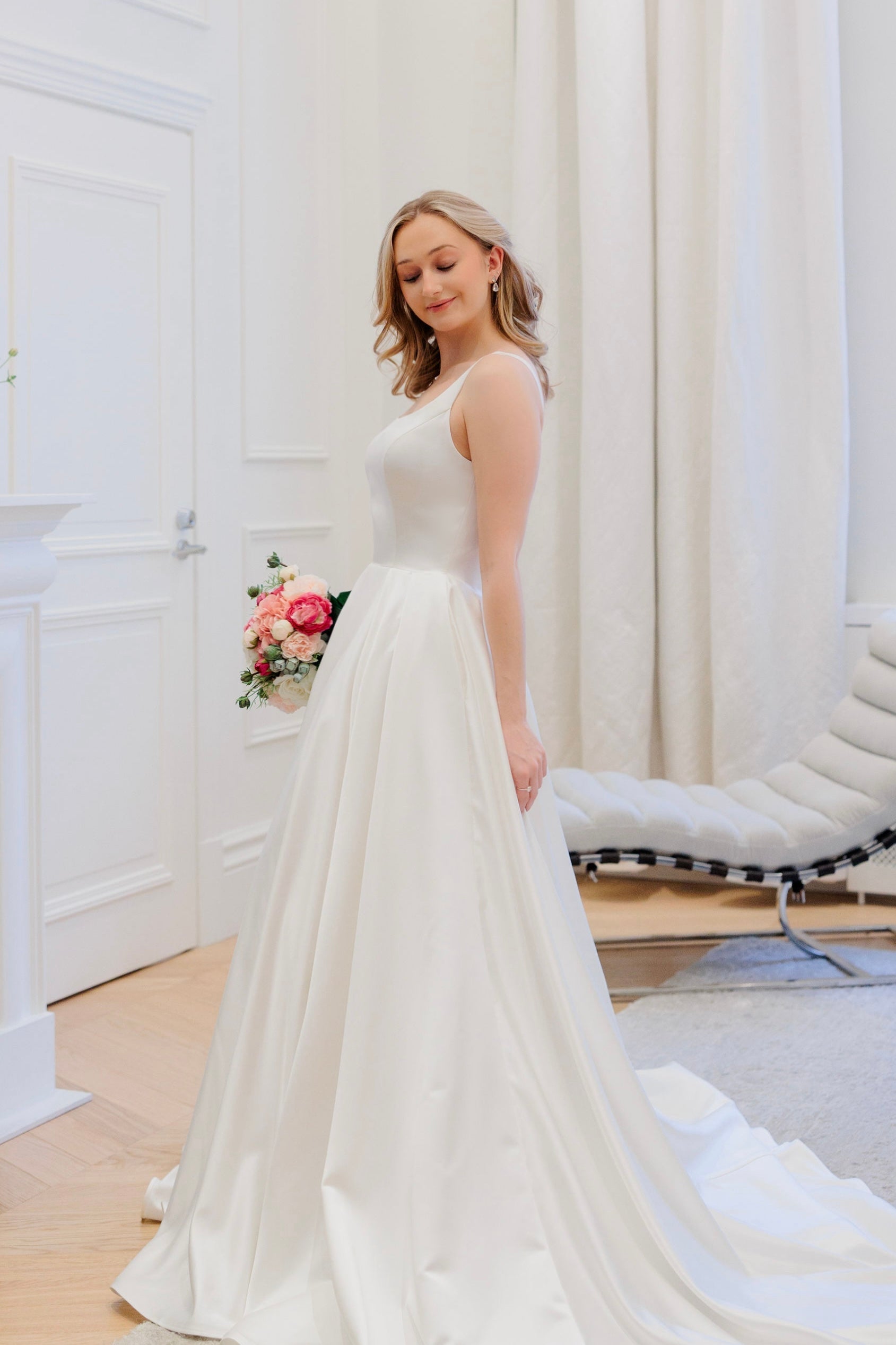 WEDDING DRESS H4574W-SOFTSATIN