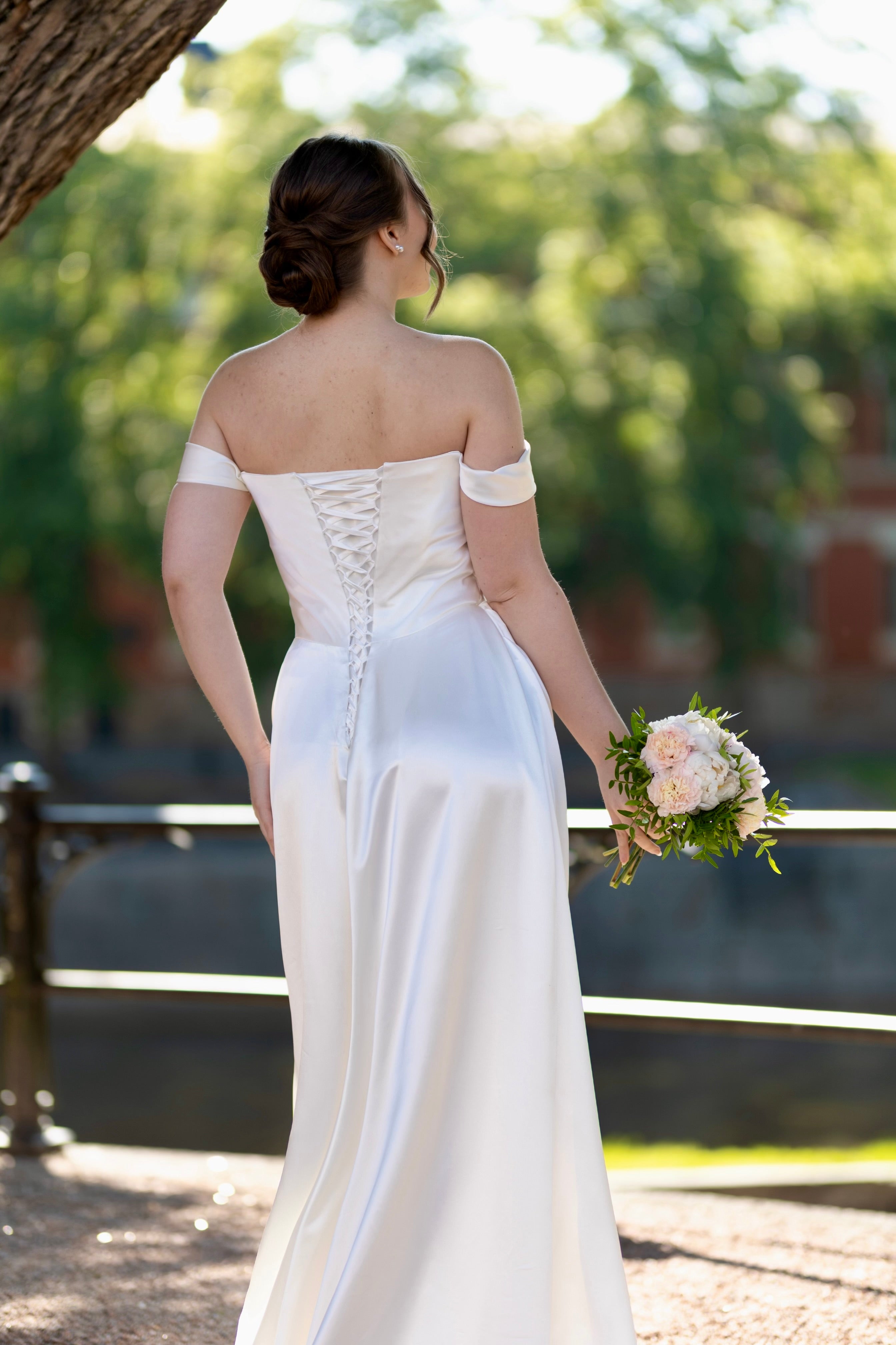 WEDDING DRESS MILA