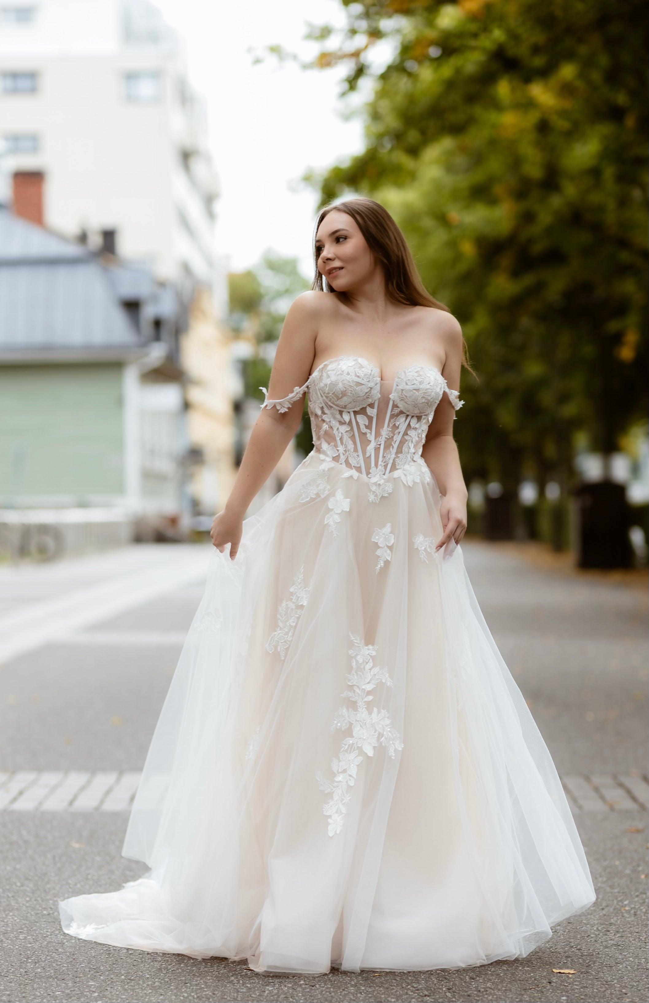 WEDDING DRESS DANIELA