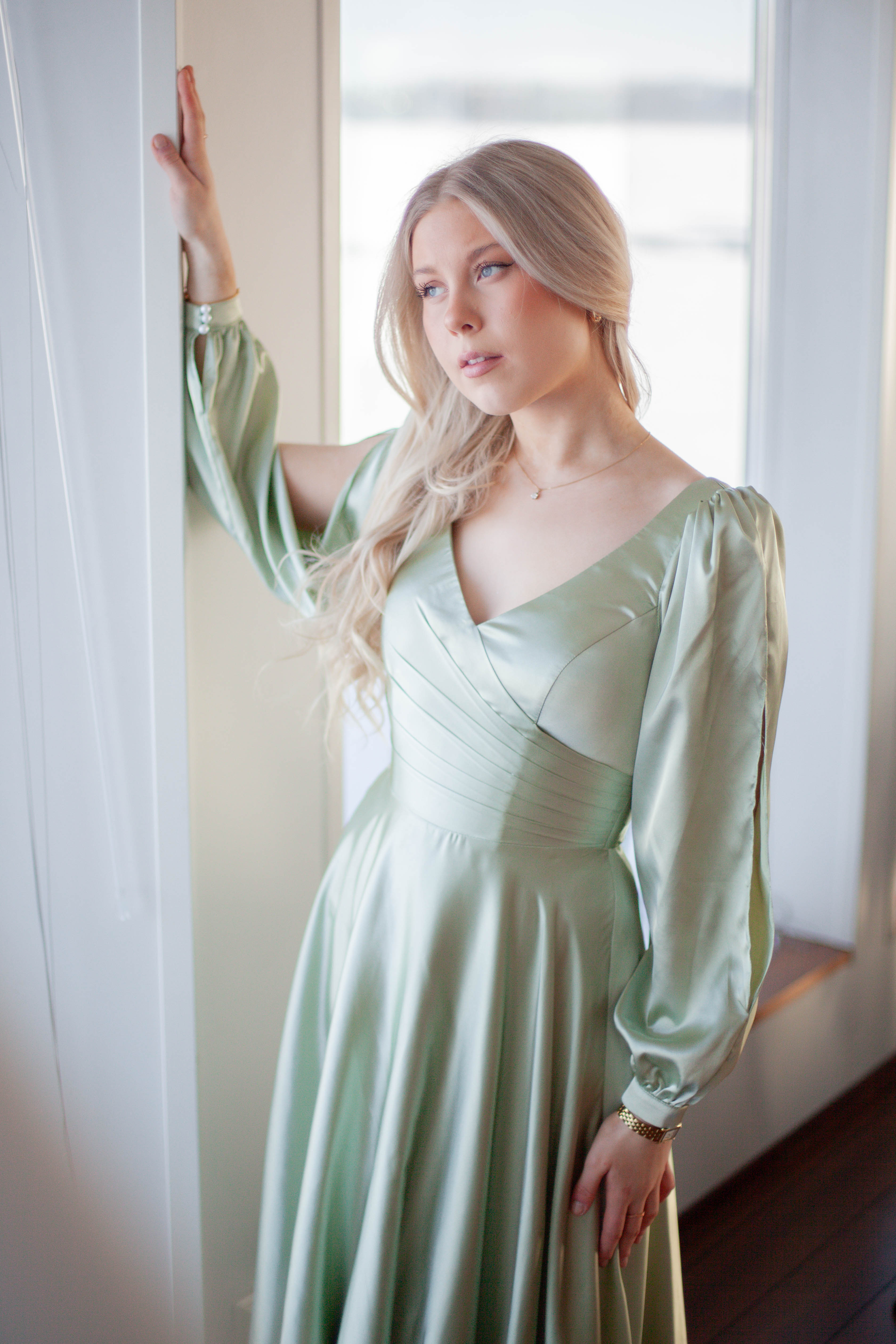 ILTAPUKU H4881L-SILKSATIN LIGHT OLIVE