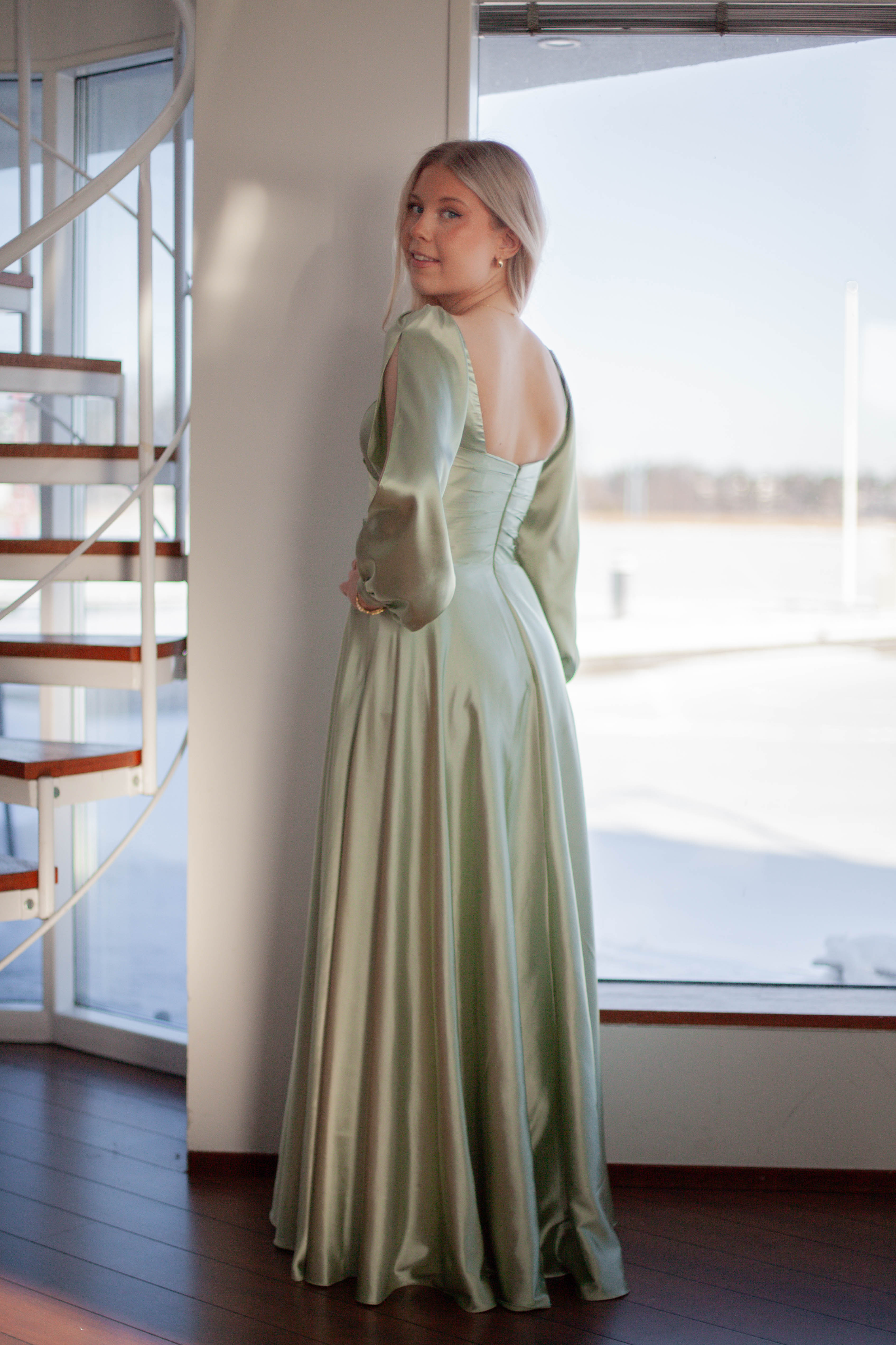 ILTAPUKU H4881L-SILKSATIN LIGHT OLIVE