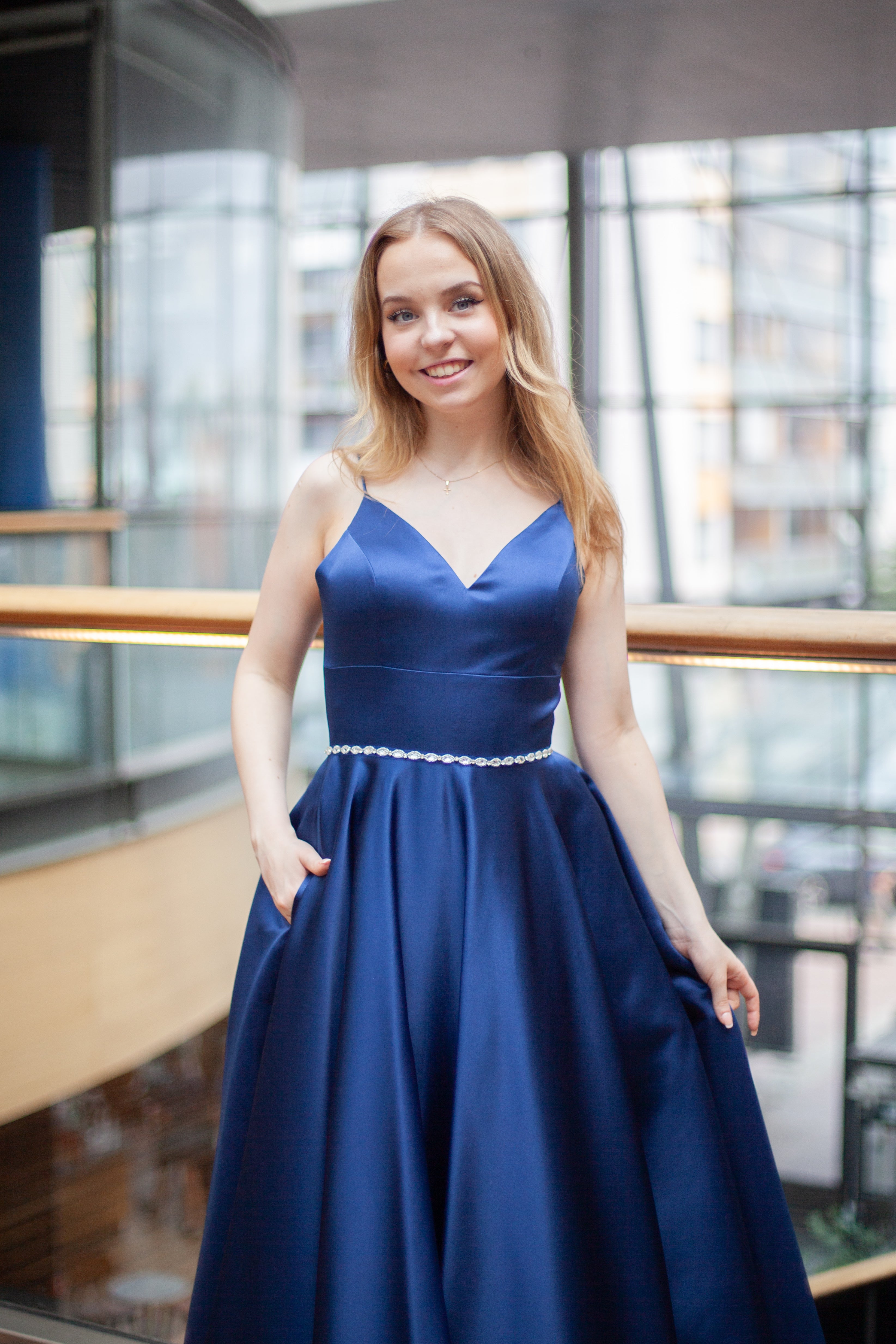 VANHOJENTANSSIMEKKO H4467P-SATIN MIDNIGHT