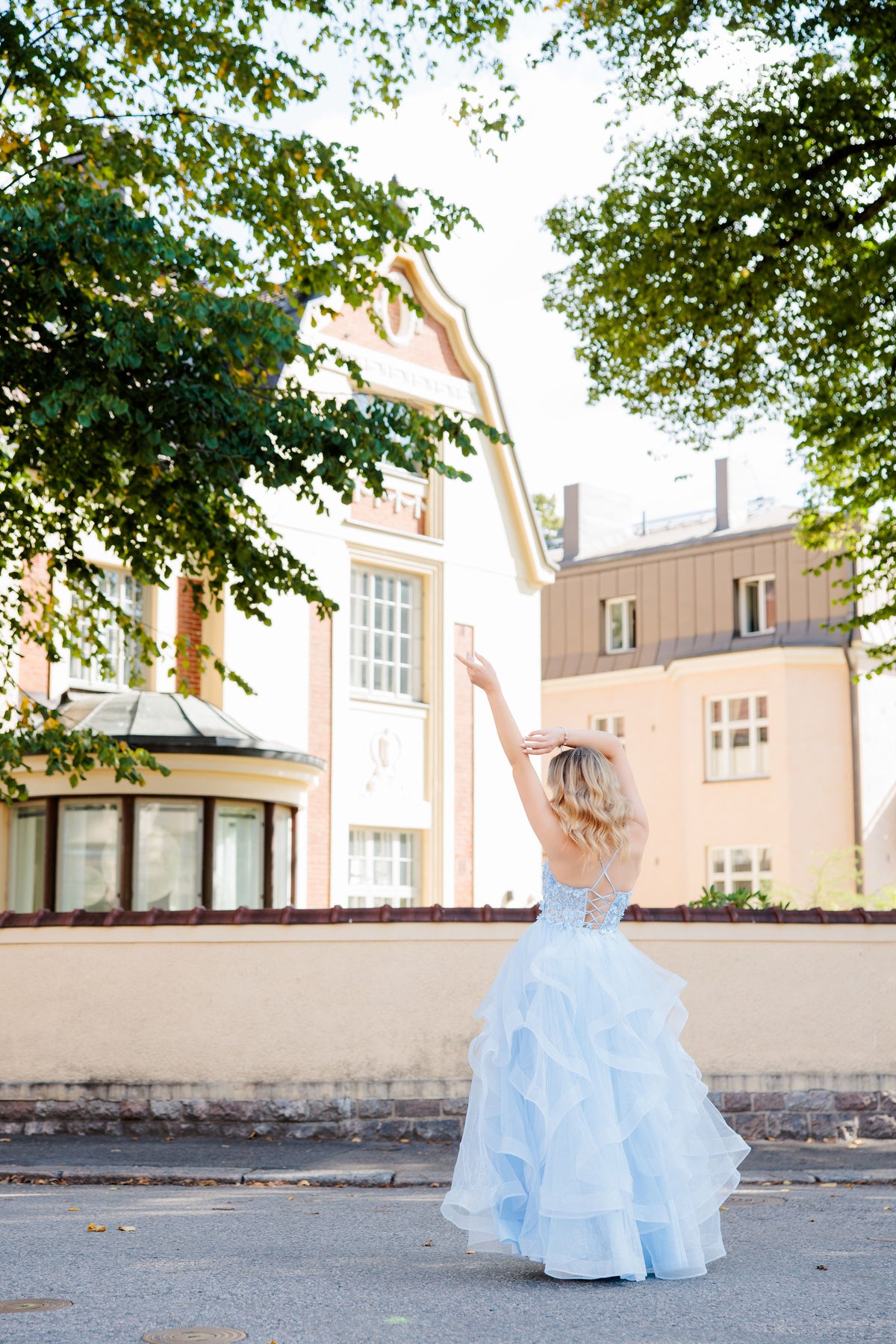 VANHOJENTANSSIMEKKO MAYBELINE ICEBLUE