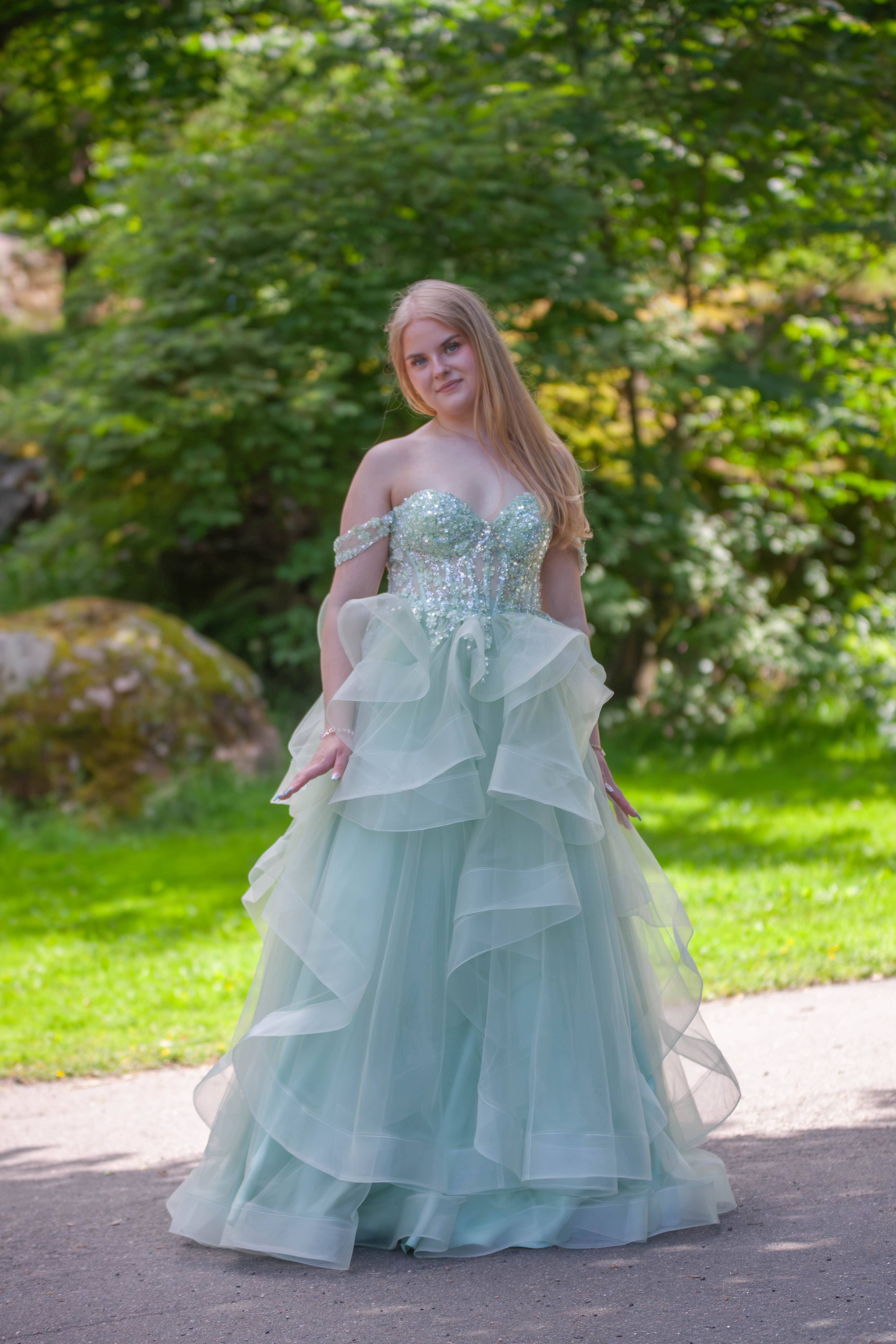PROM DRESS CAROLINE LIGHT GREEN