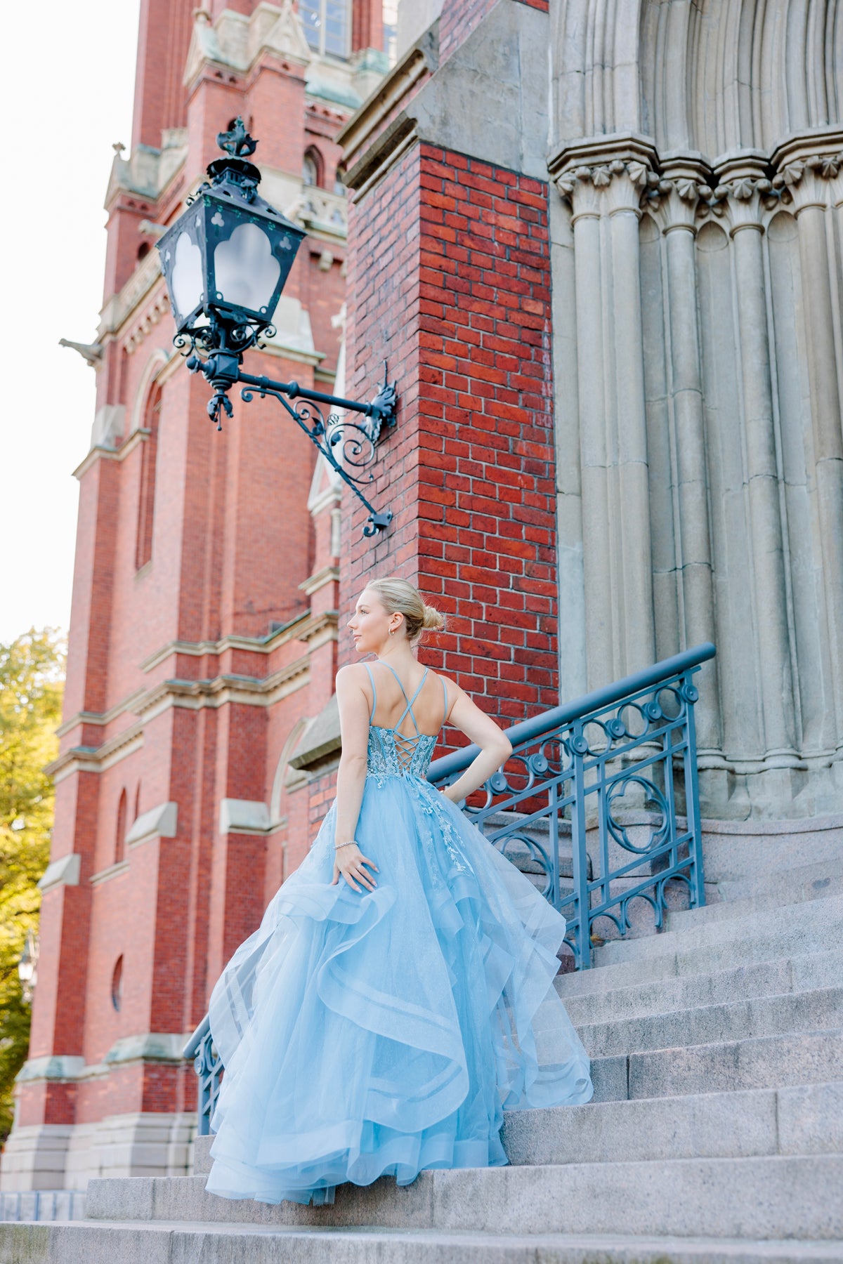 VANHOJENTANSSIMEKKO ANASTASIA DUSTYBLUE